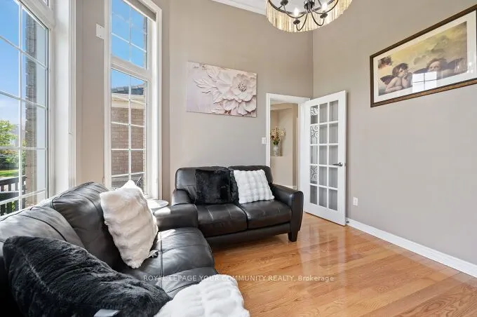 40 Barberry Crescent