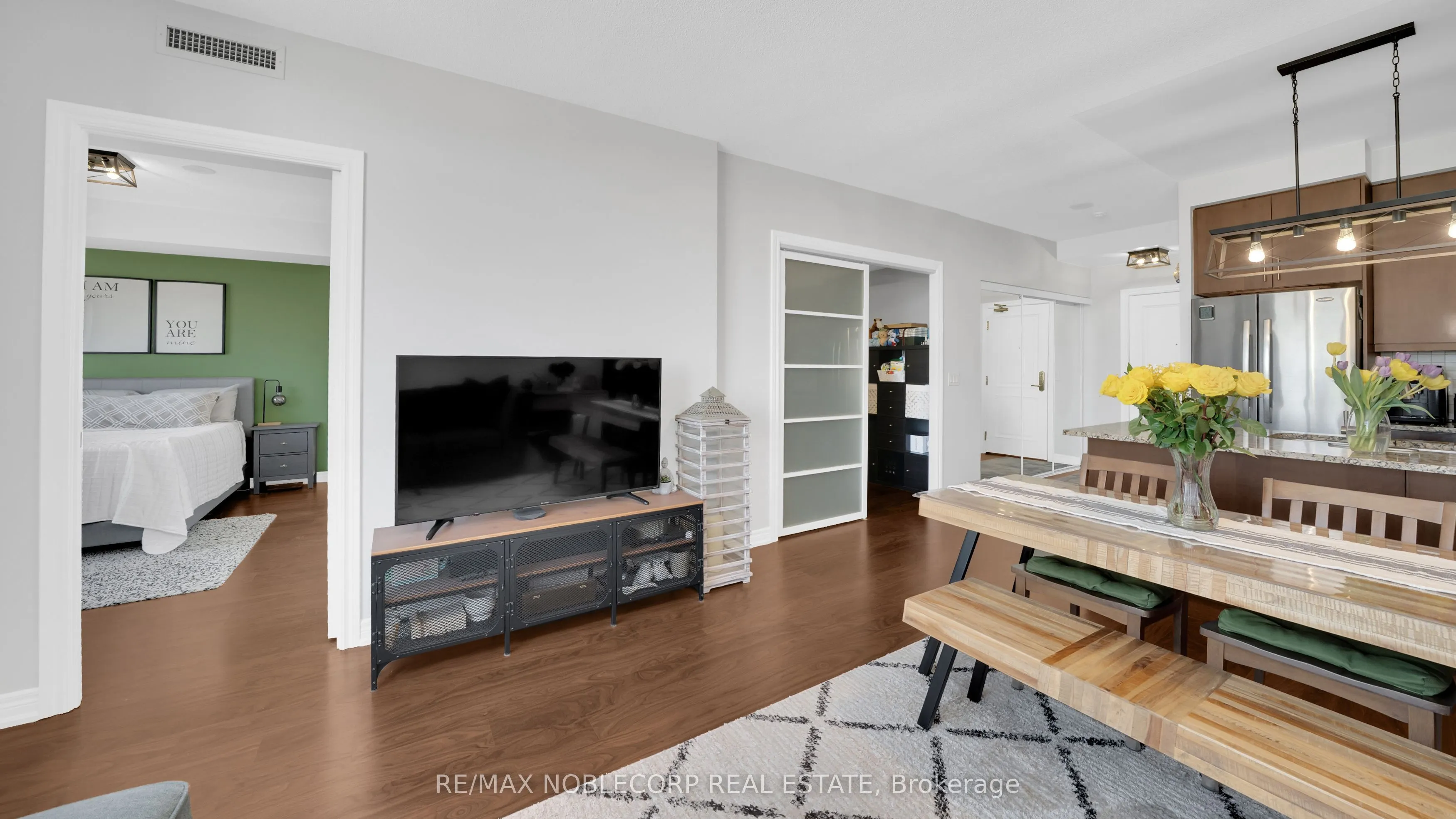 9245 Jane Street, #1515