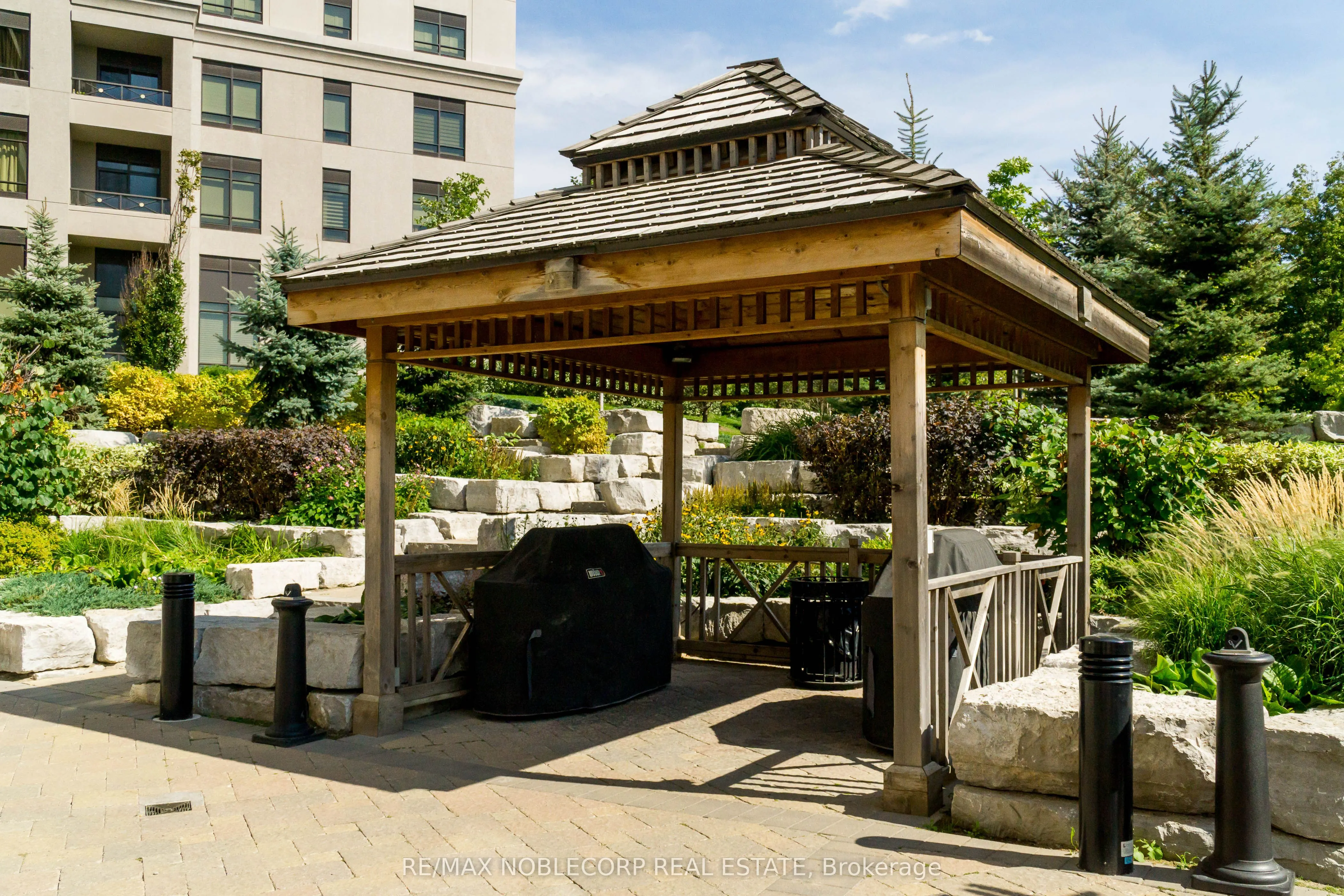 9245 Jane Street, #1515