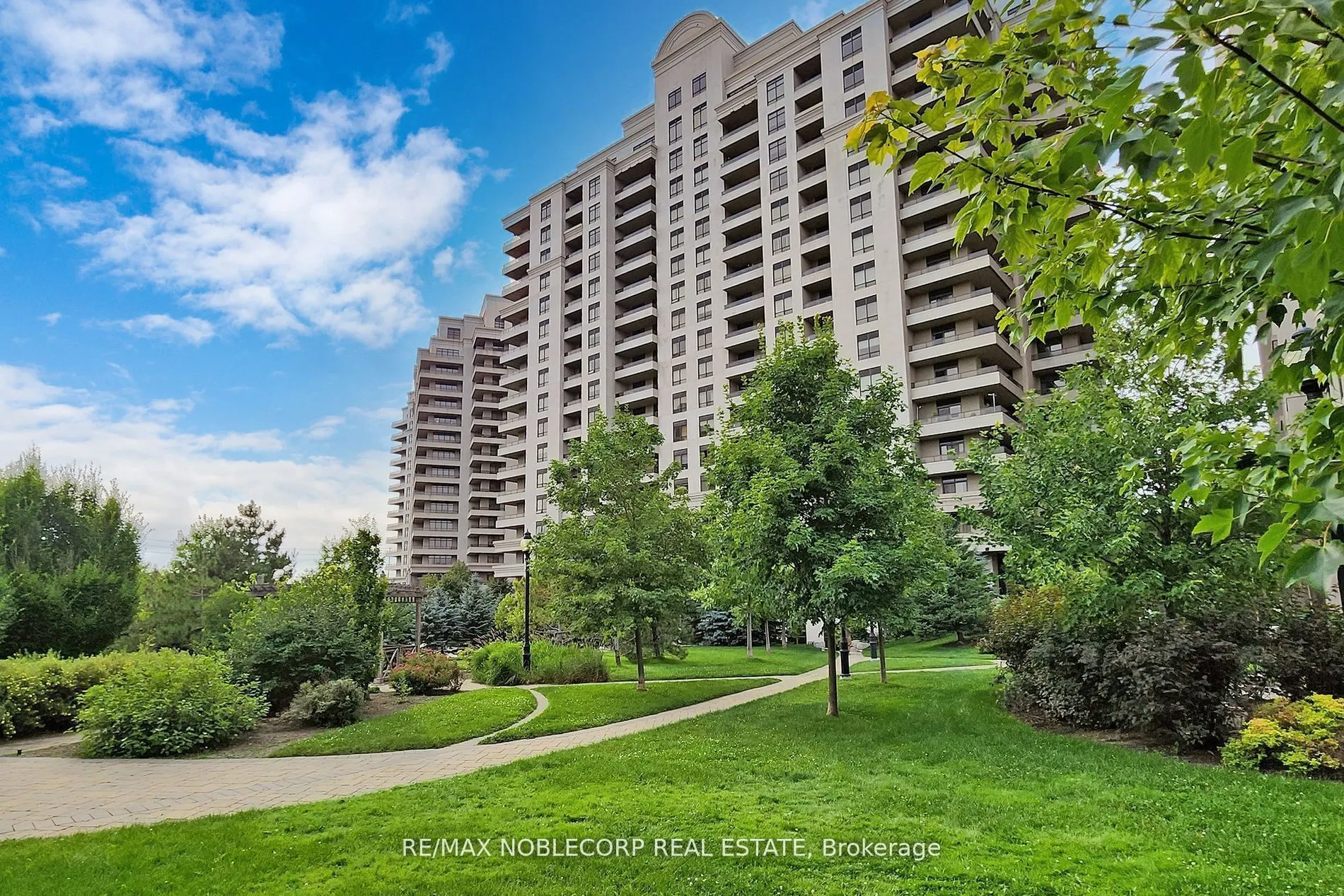 9245 Jane Street, #1515