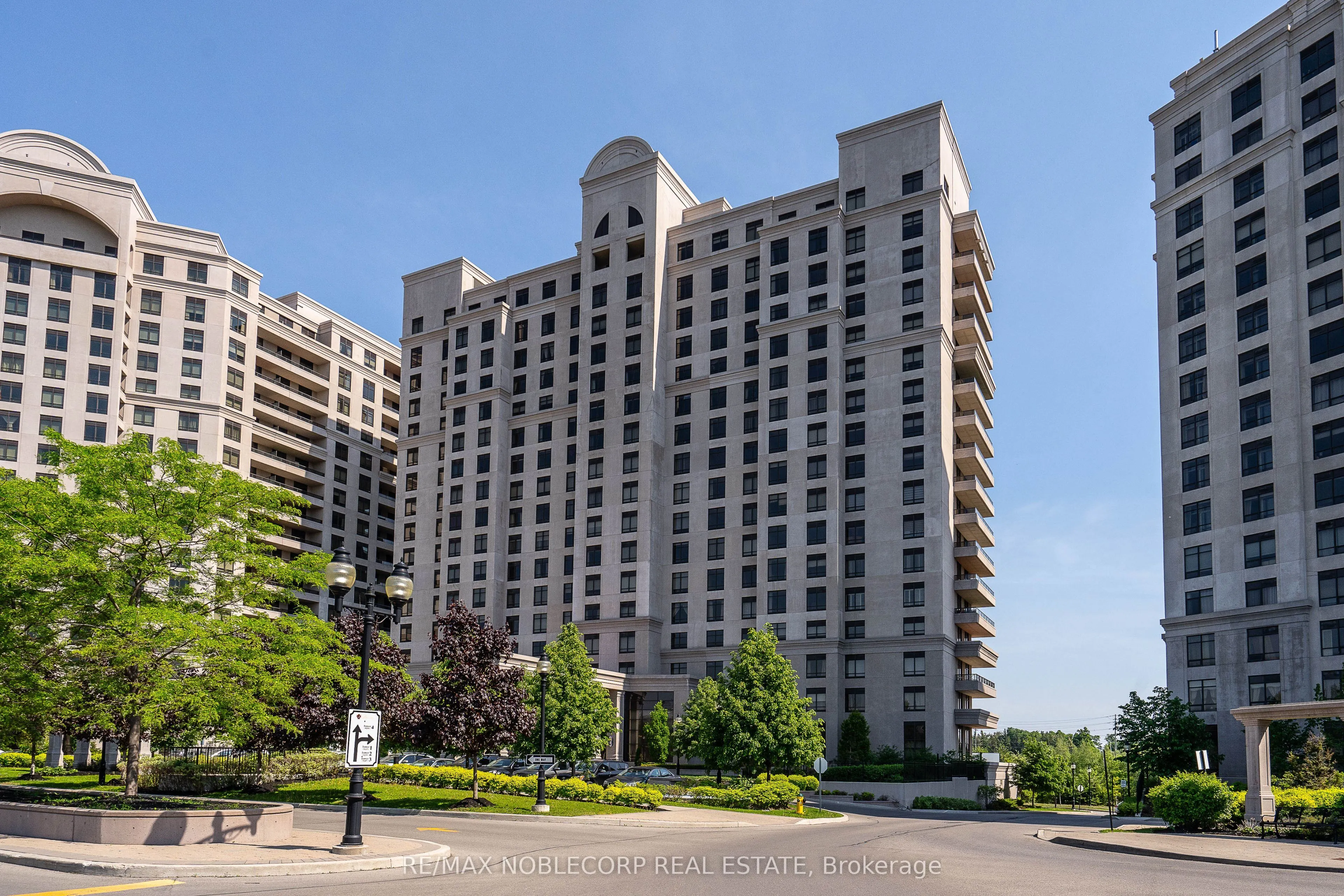 9245 Jane Street, #1515