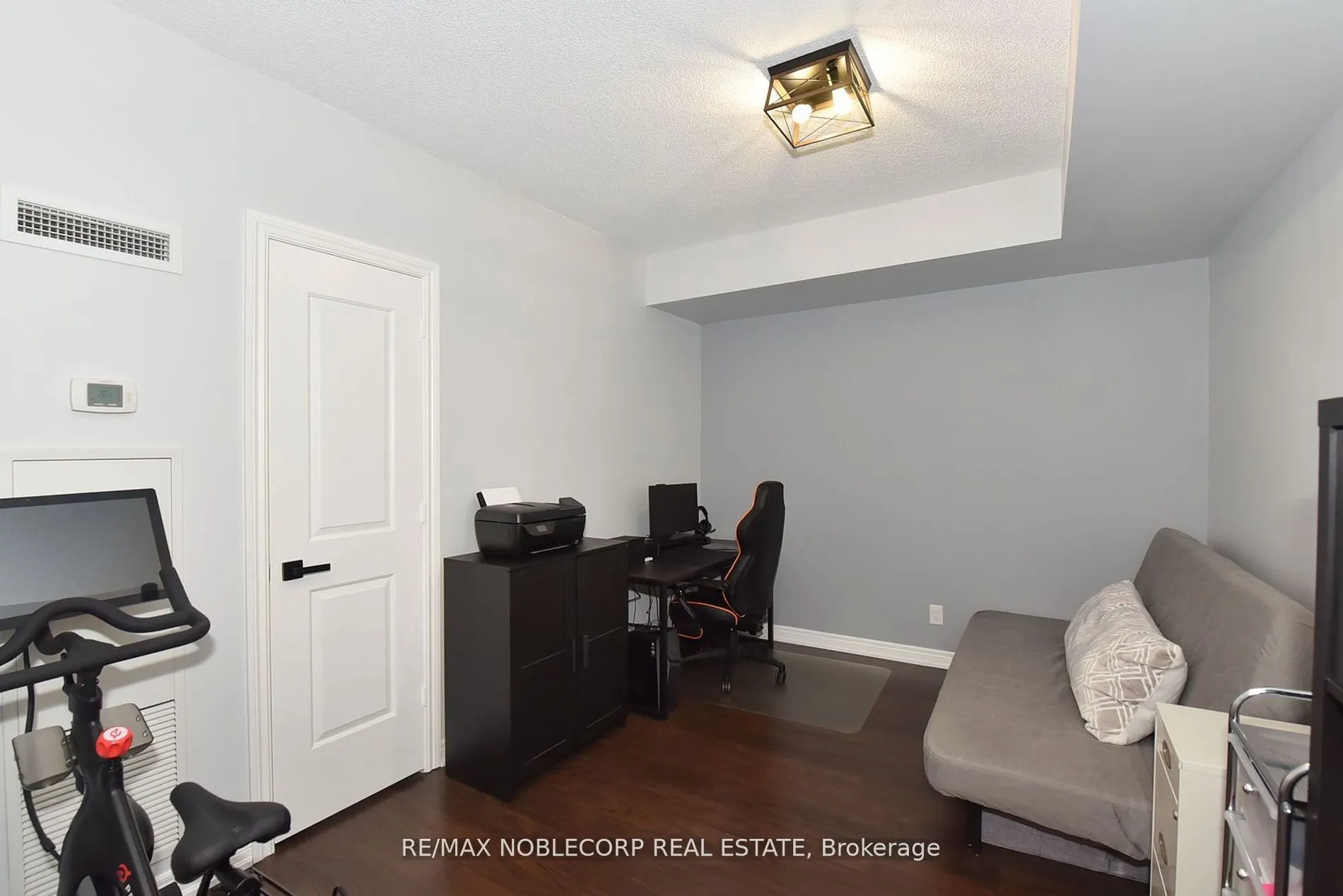 9245 Jane Street, #1515