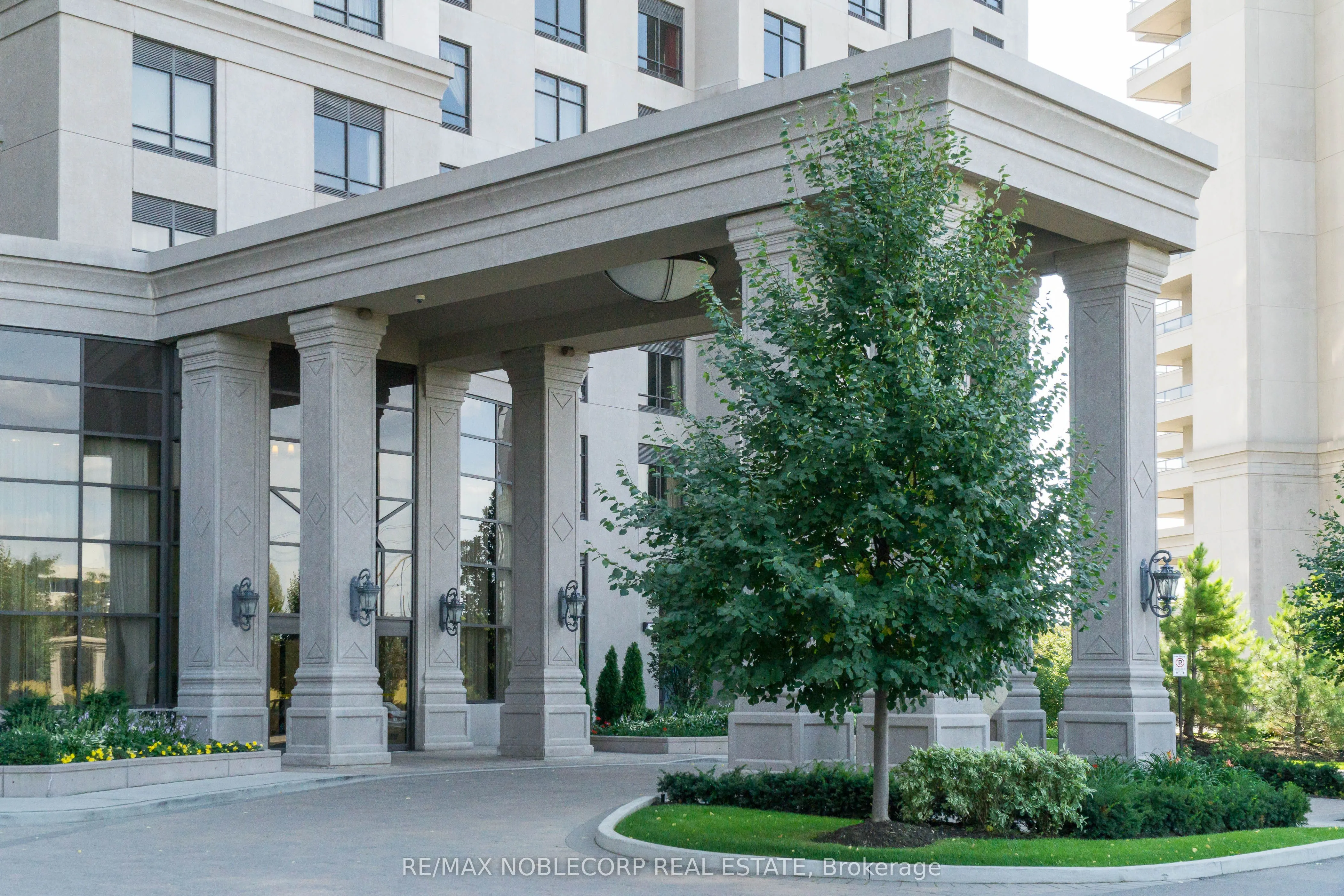 9245 Jane Street, #1515