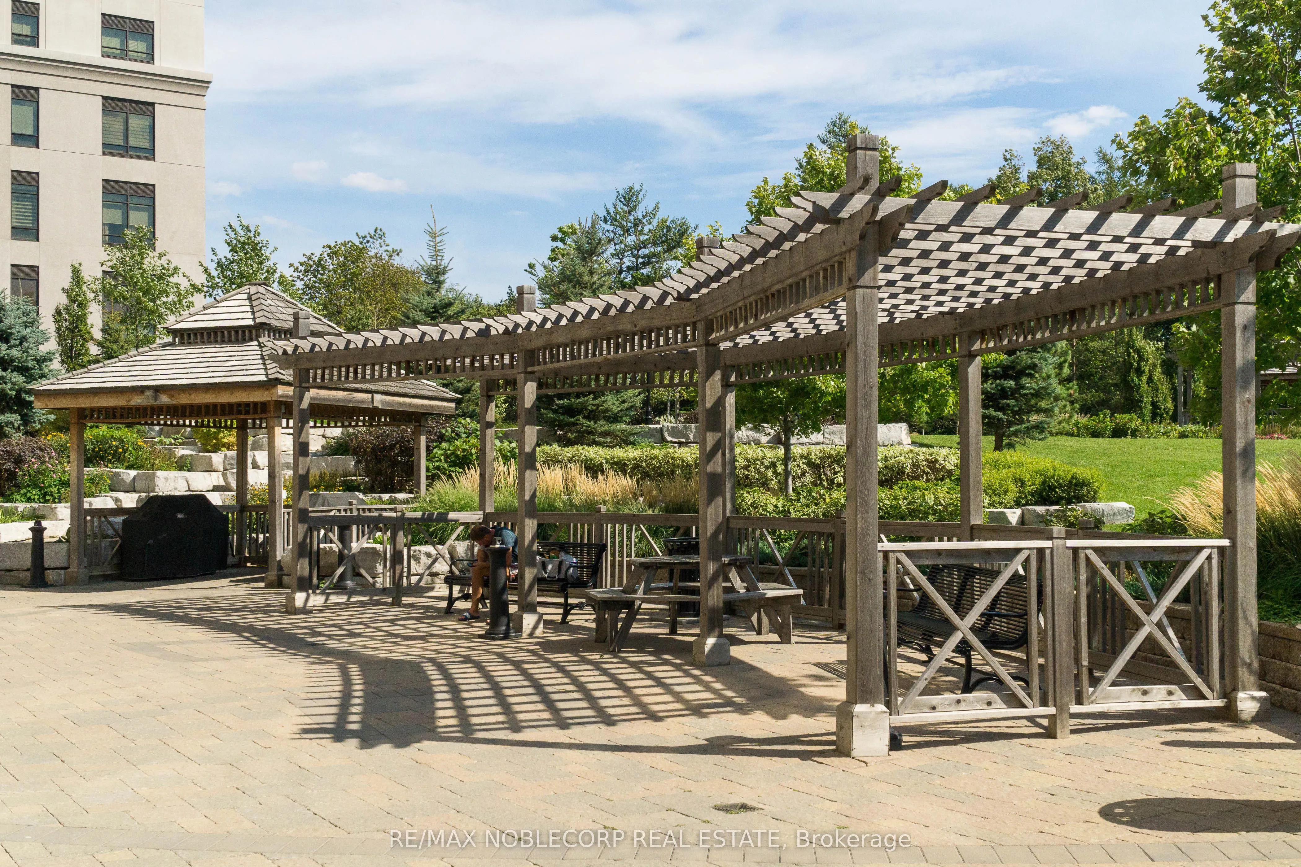 9245 Jane Street, #1515