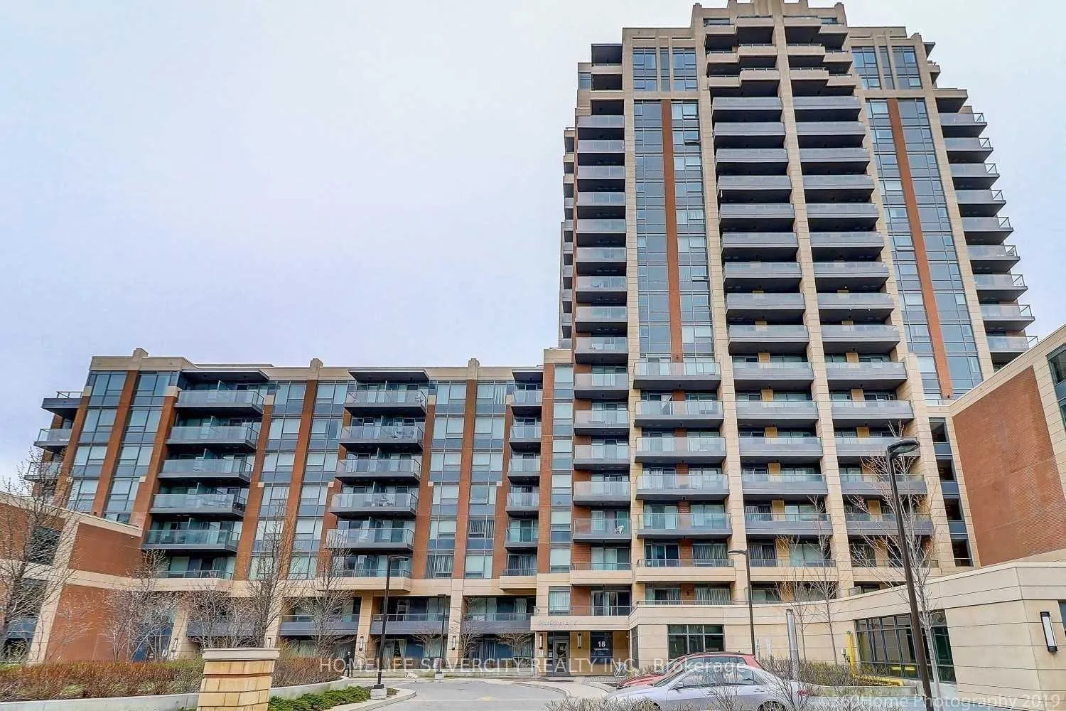 18 Uptown Drive, #627