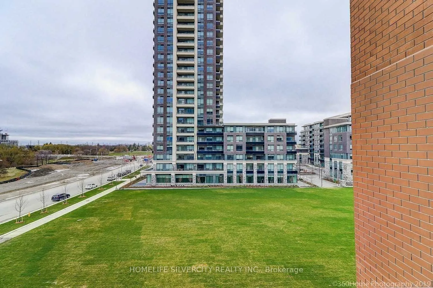 18 Uptown Drive, #627