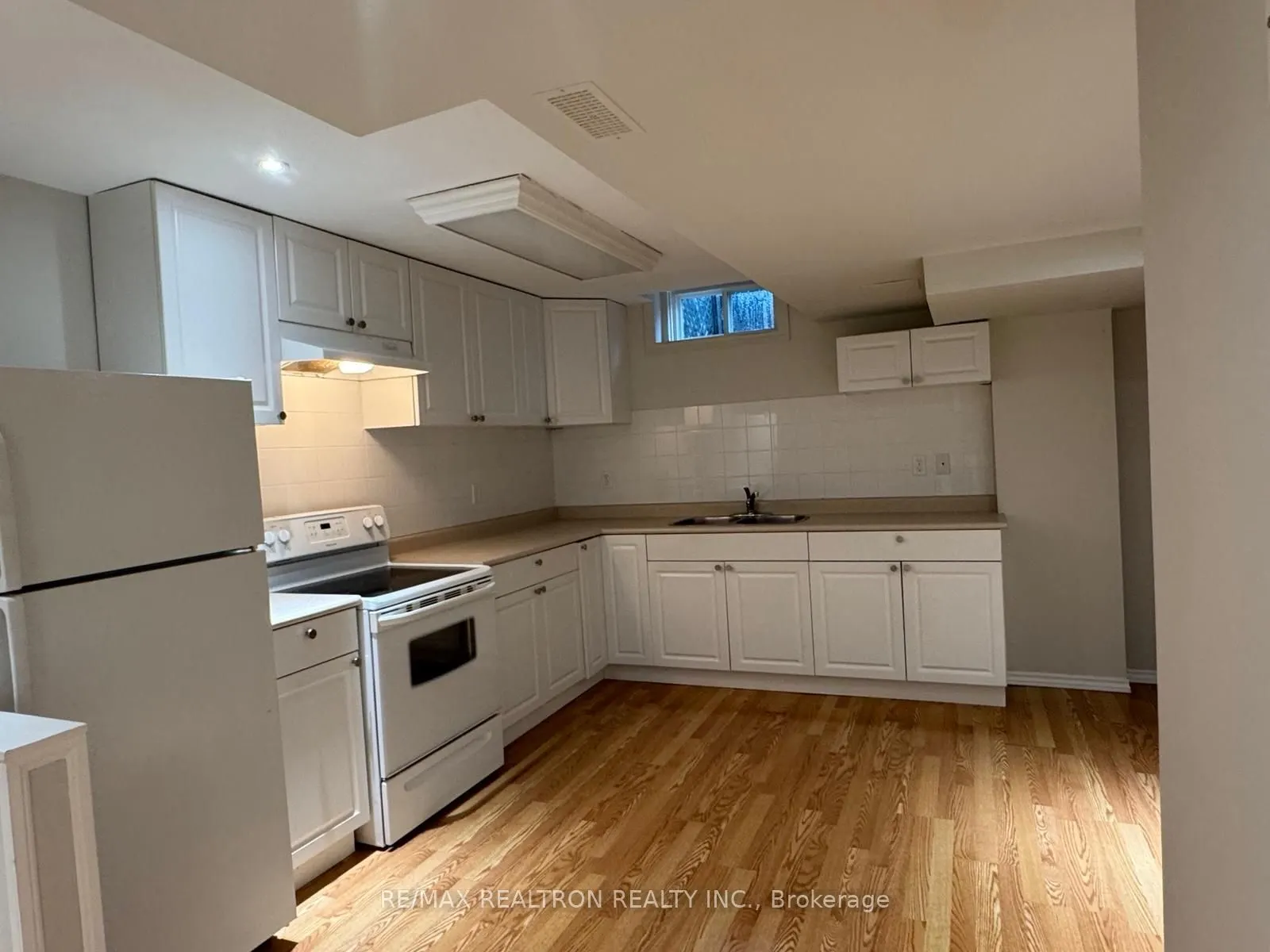 73 Lento Court