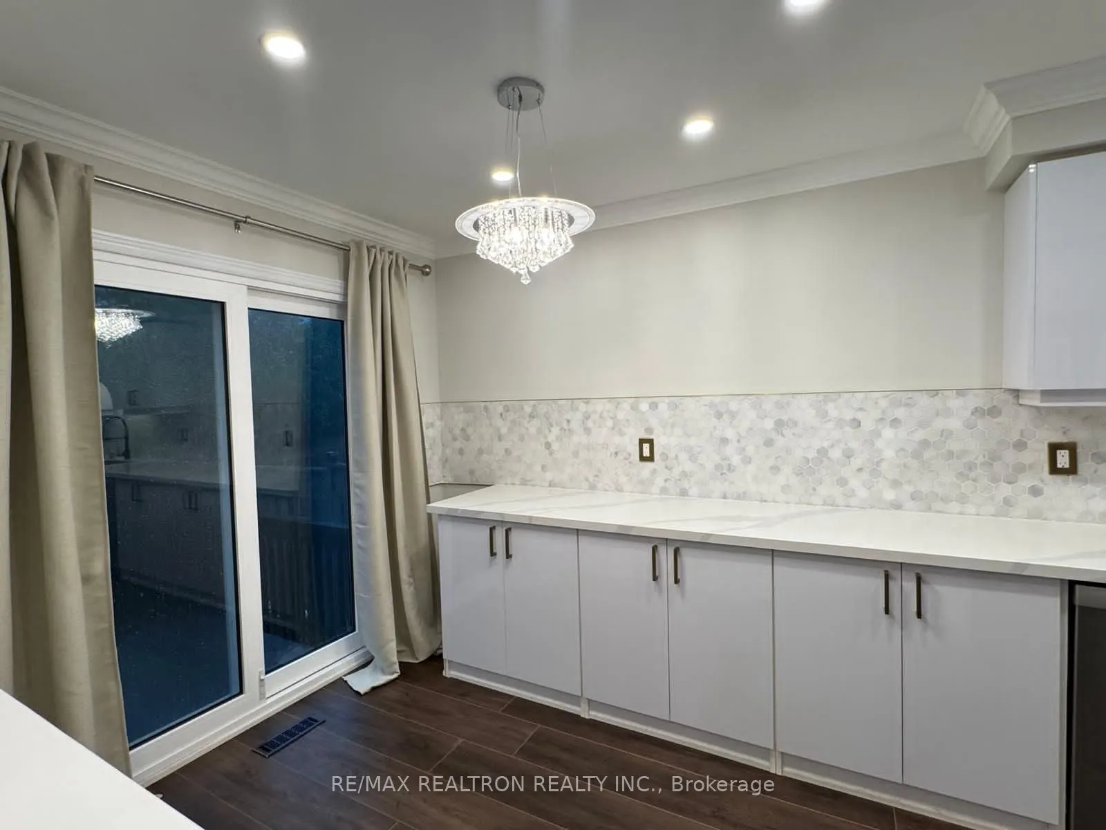 73 Lento Court