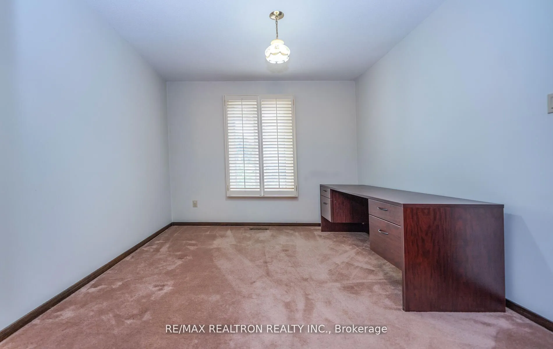 4 Edmund Seager Drive