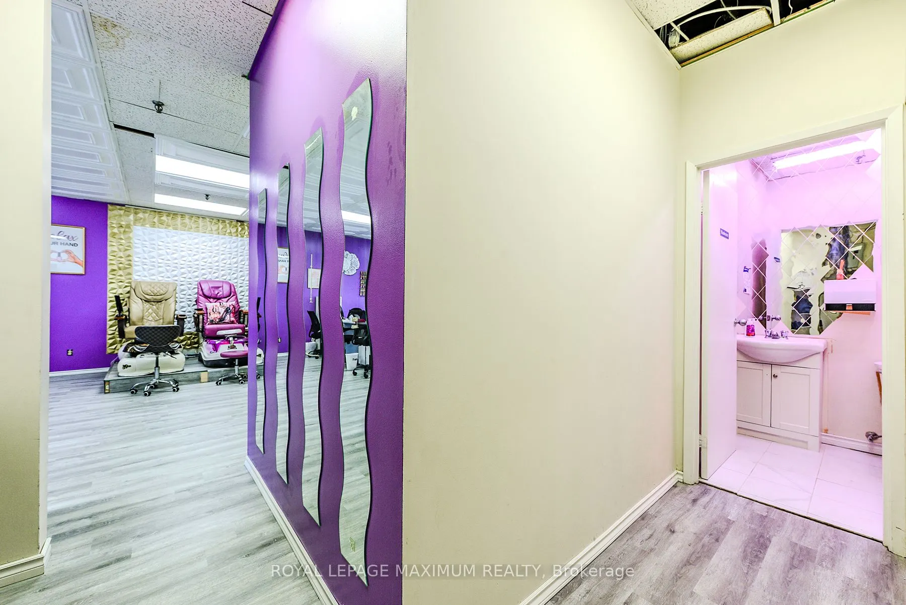 4220 Steeles Avenue W, #C10