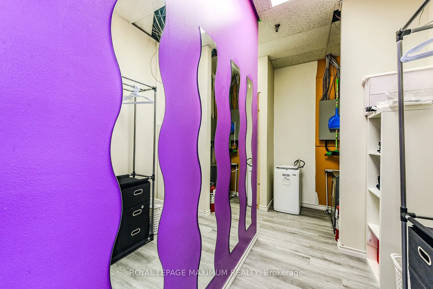 4220 Steeles Avenue W, #C10