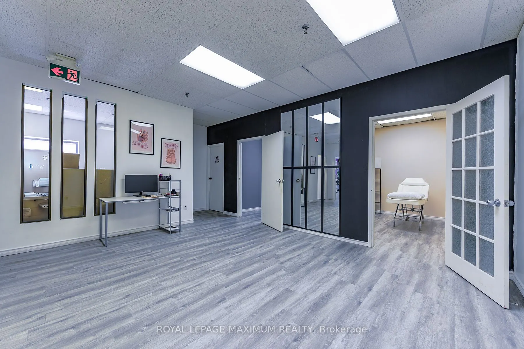 4220 Steeles Avenue W, #C10