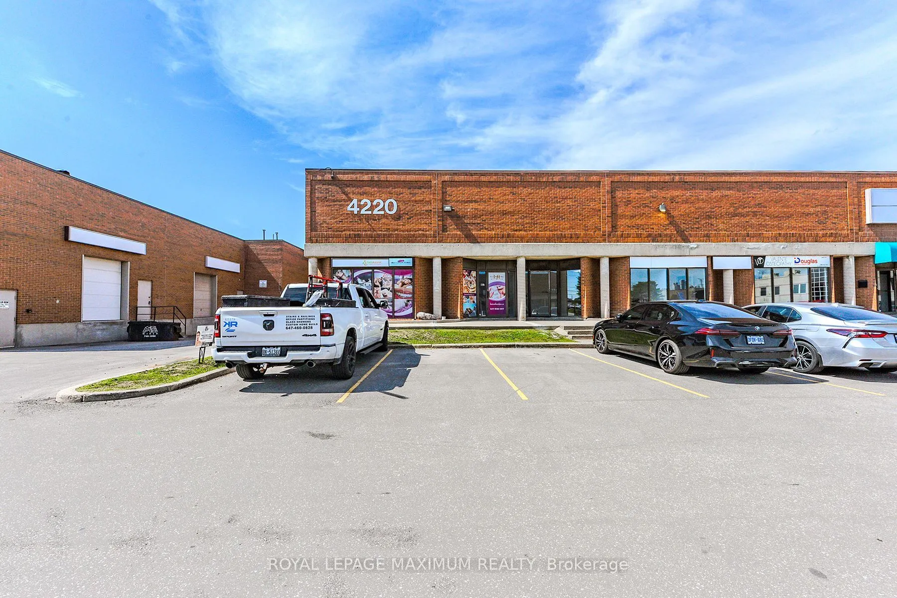 4220 Steeles Avenue W, #C10