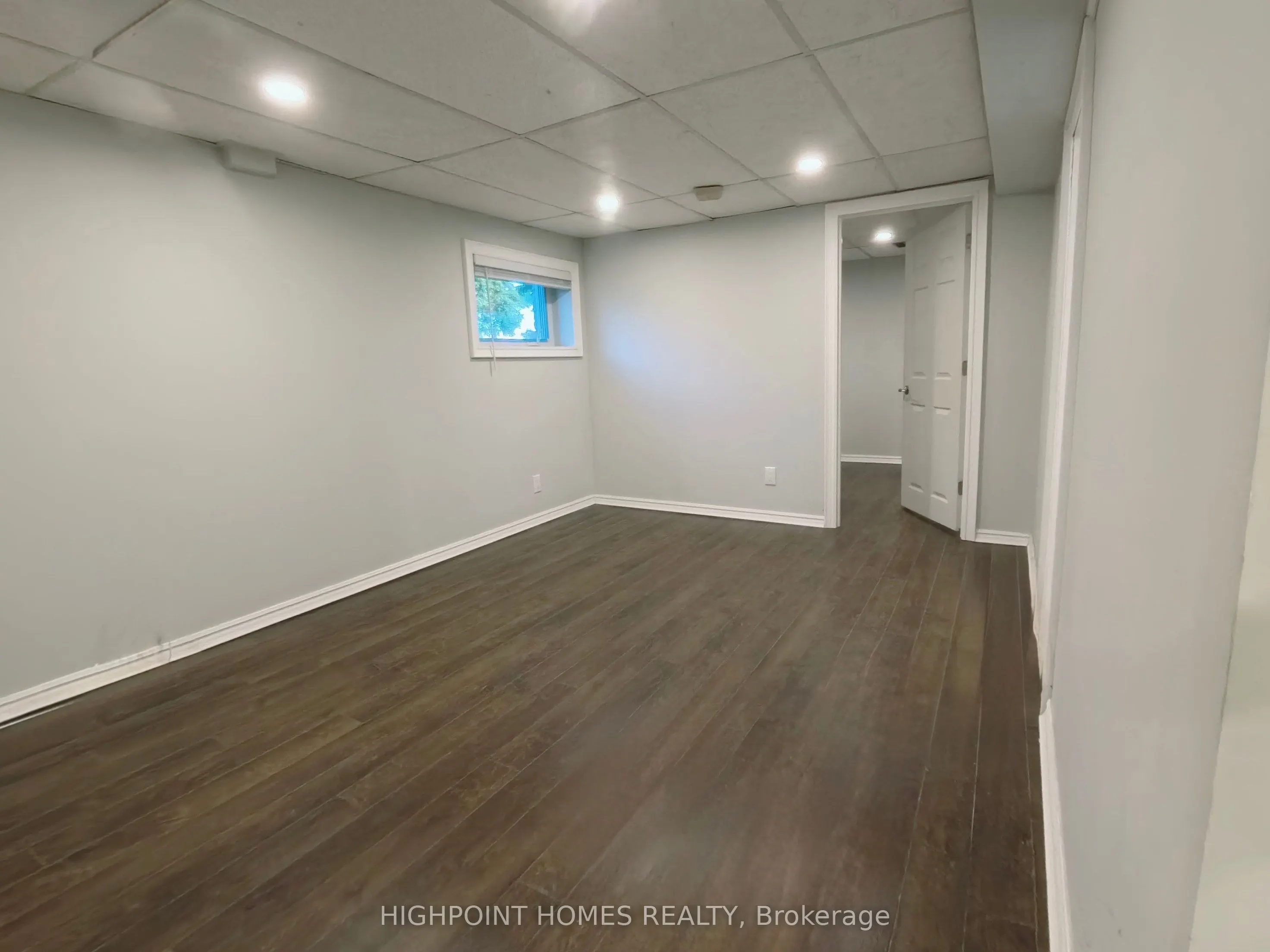 56 Castle Harbour Lane, #Basement