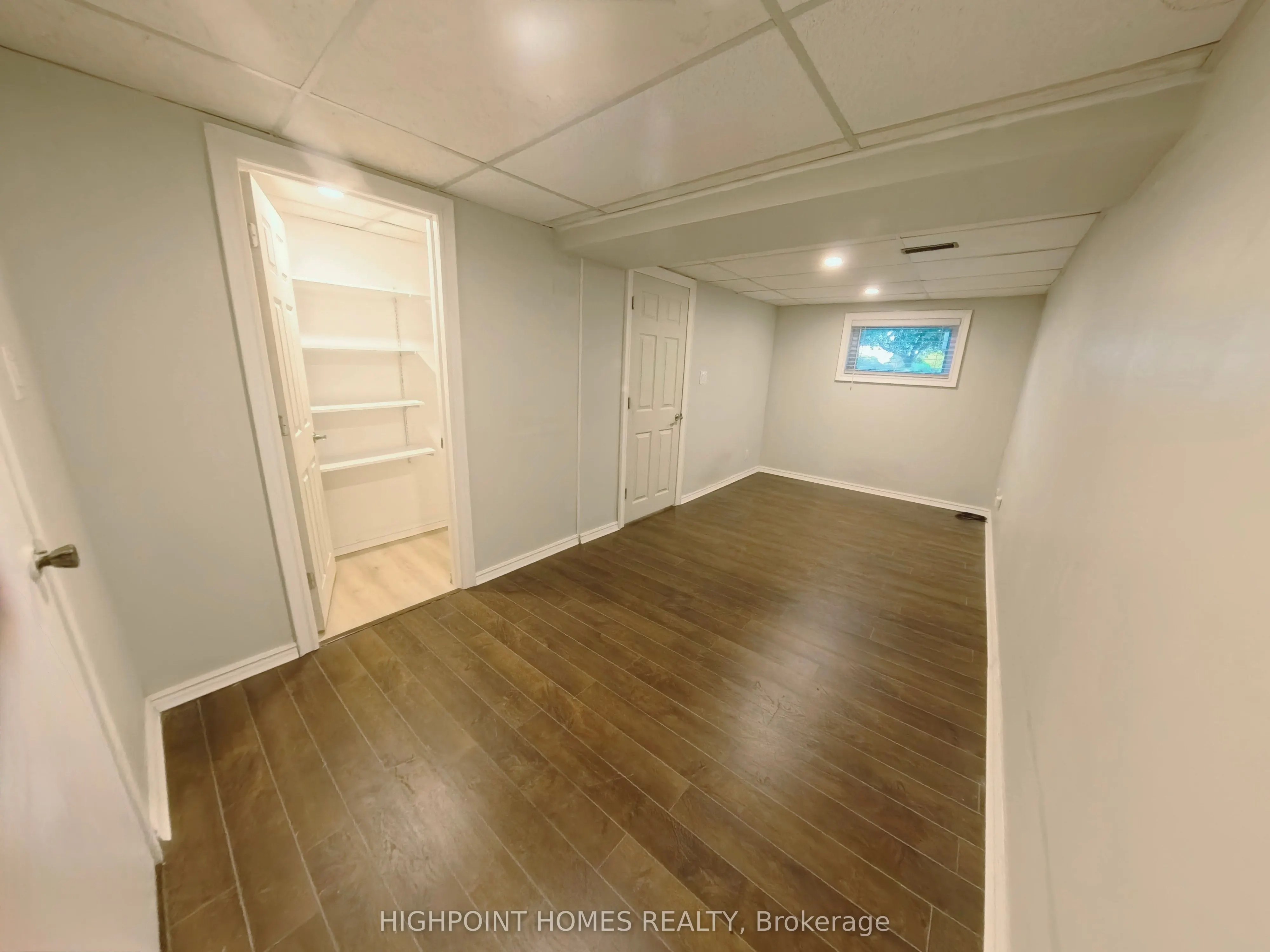 56 Castle Harbour Lane, #Basement