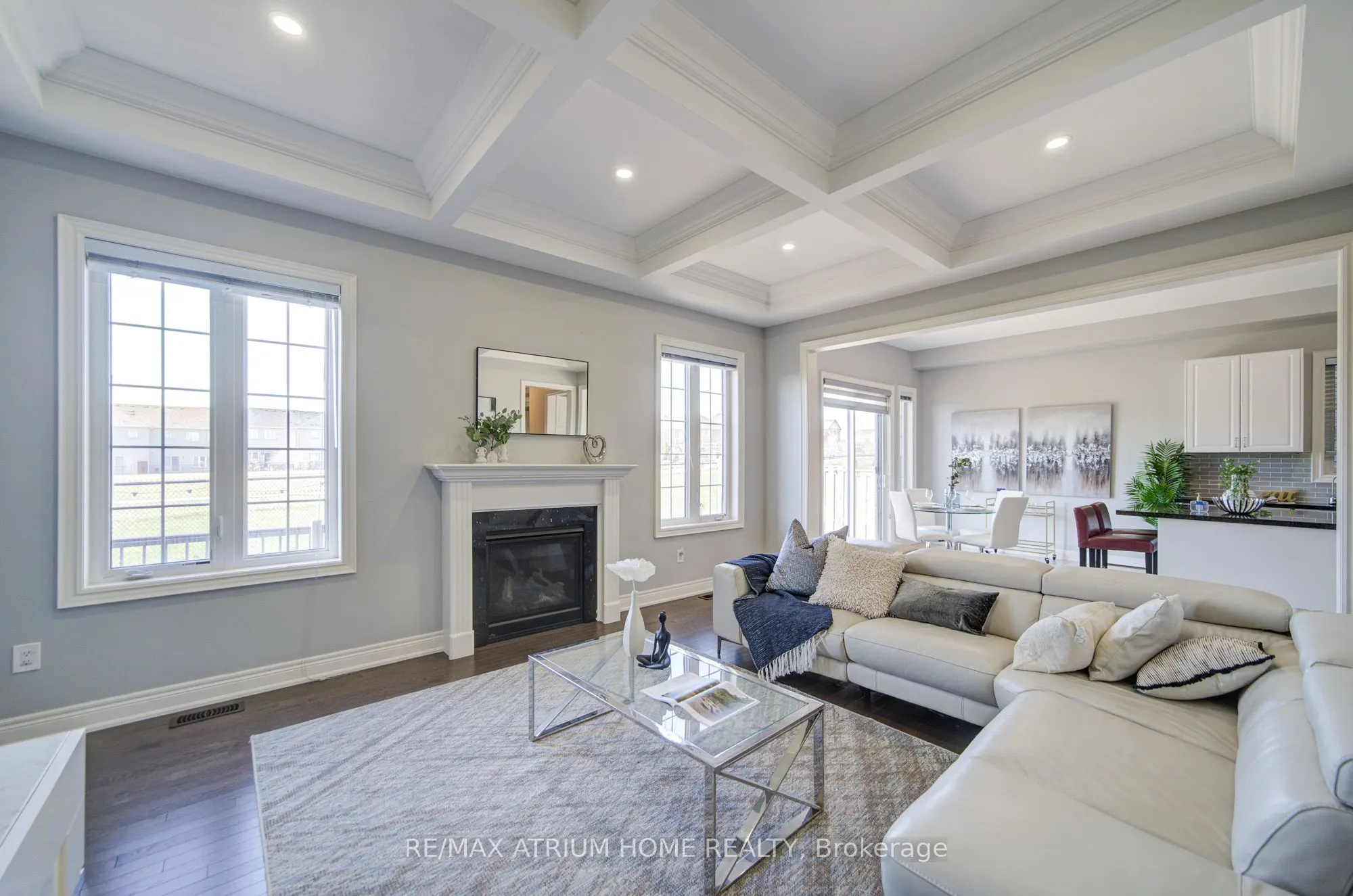 127 Maple Ridge Crescent