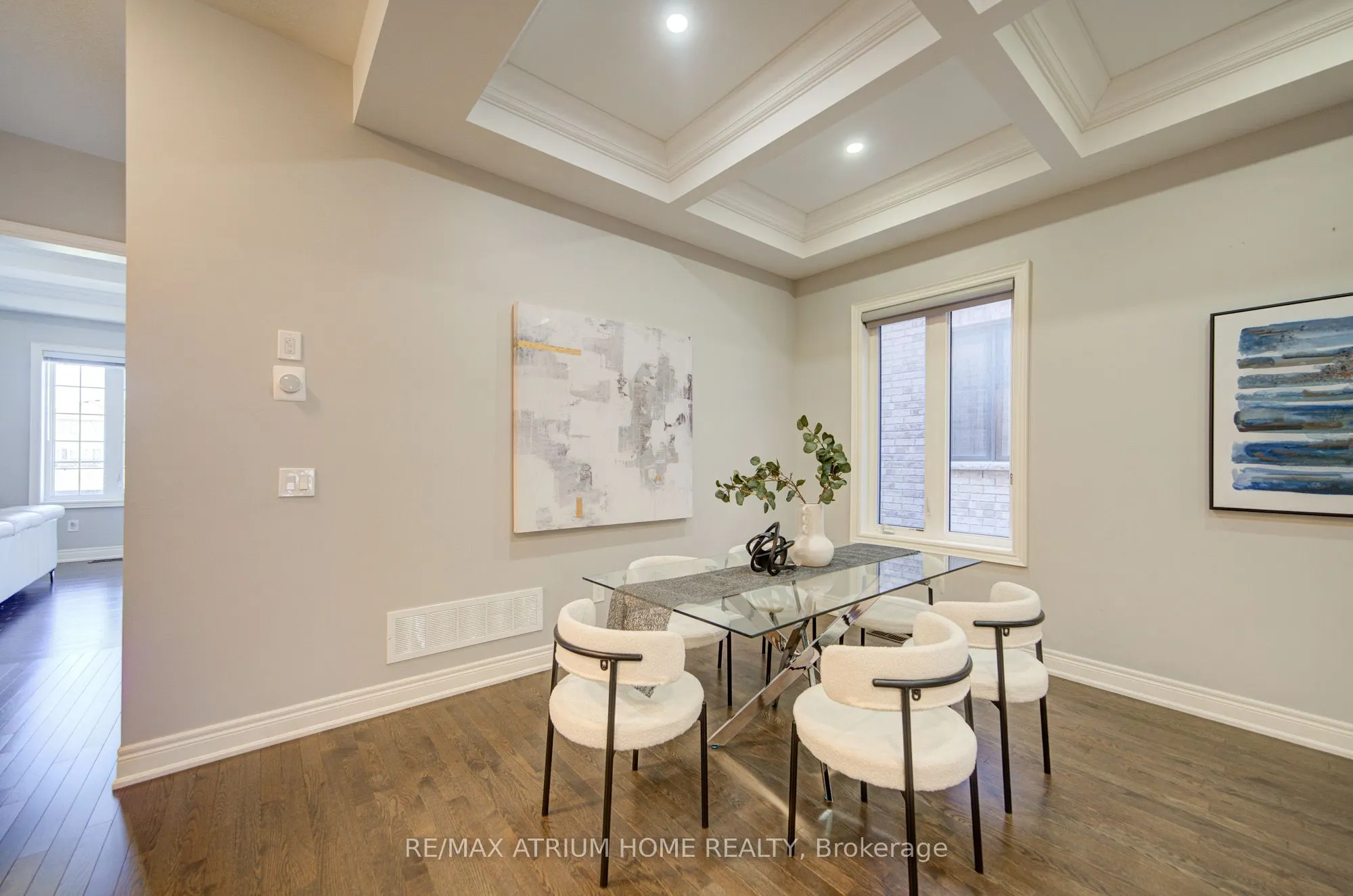 127 Maple Ridge Crescent