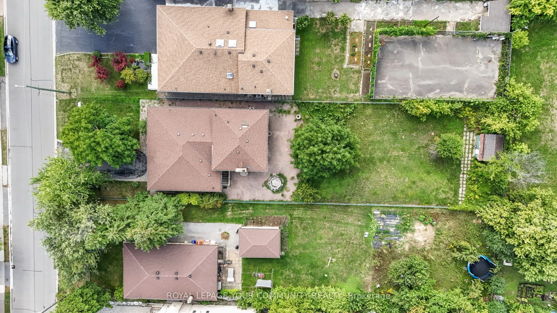 38 Spruce Avenue S