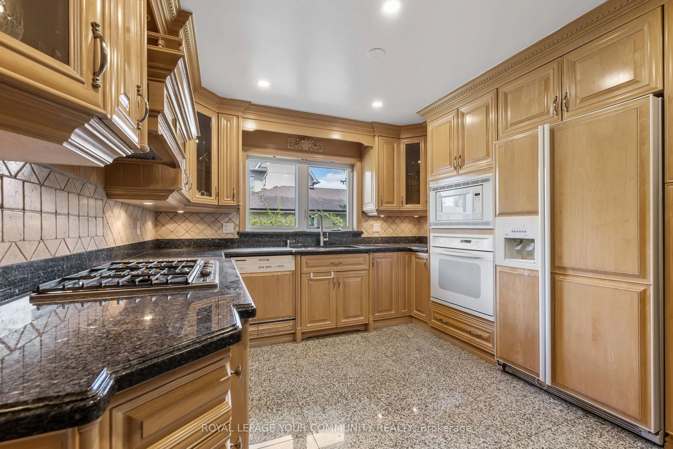 38 Spruce Avenue S