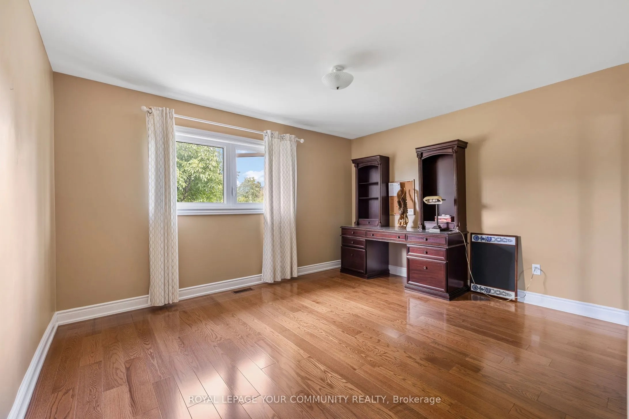 38 Spruce Avenue S