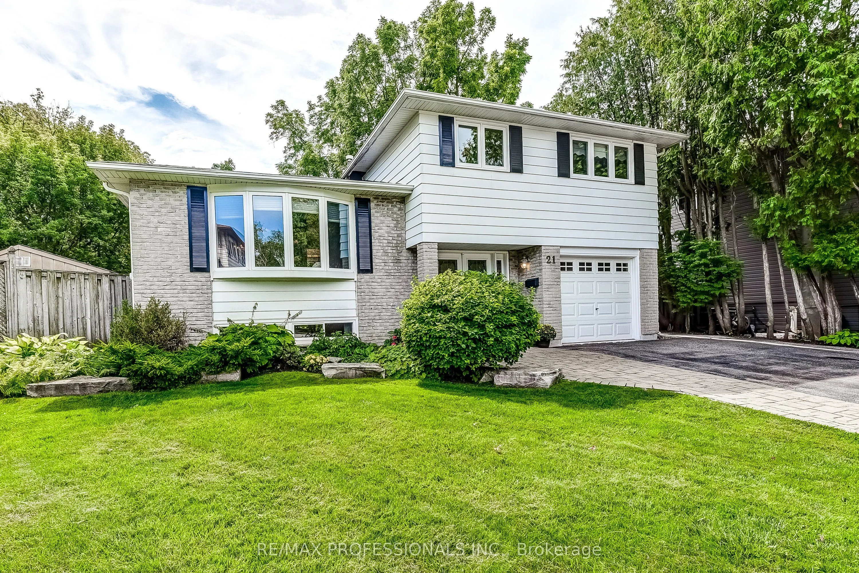 21 Birch Court