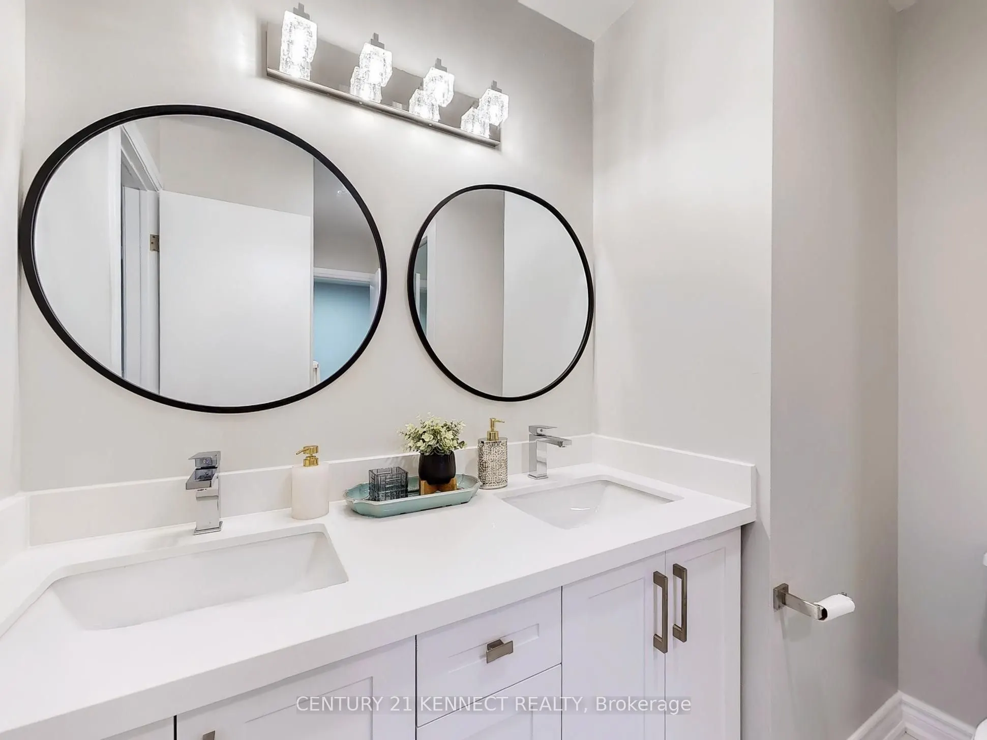 105 Carlton Road, #8