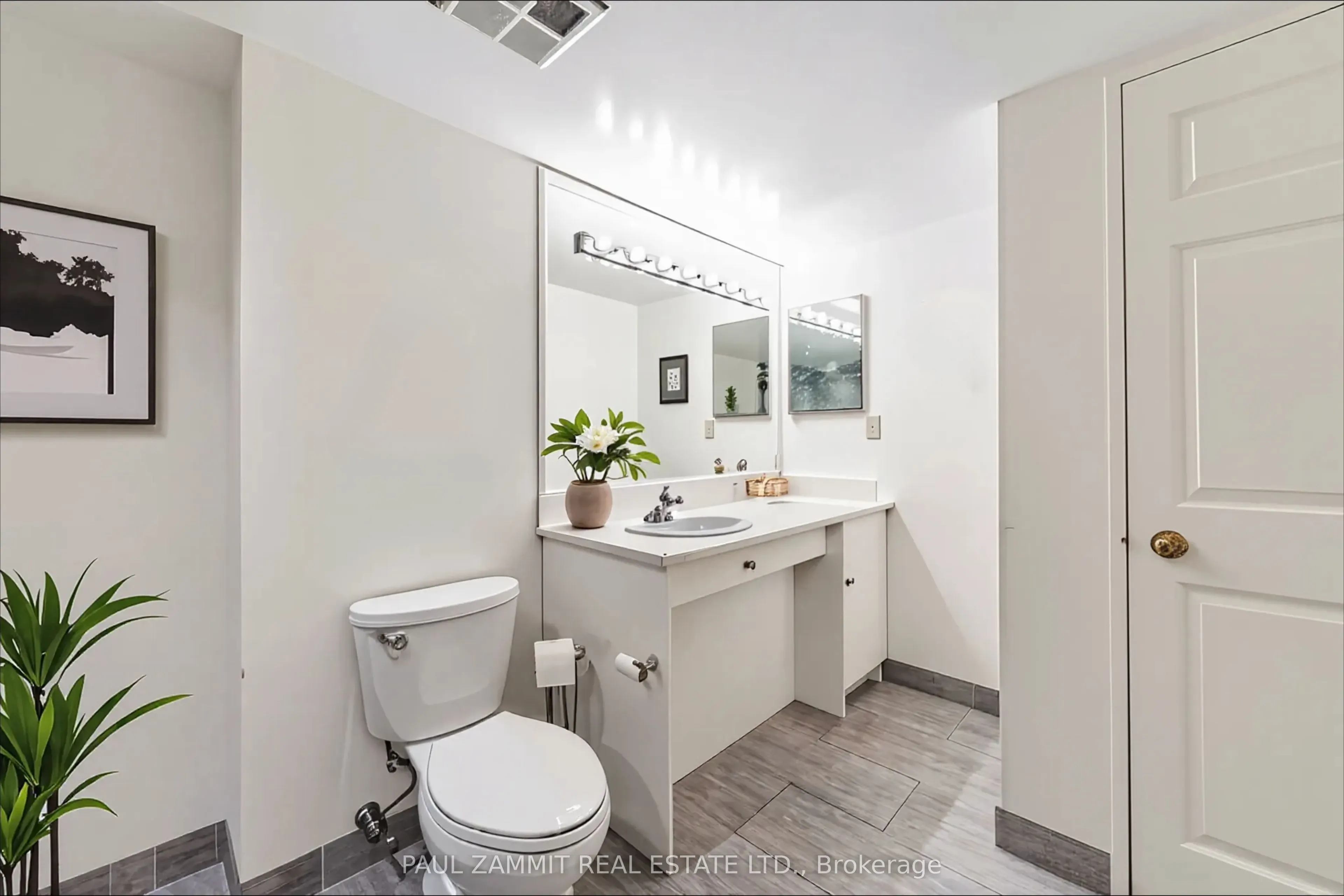 7300 Yonge Street, #1102