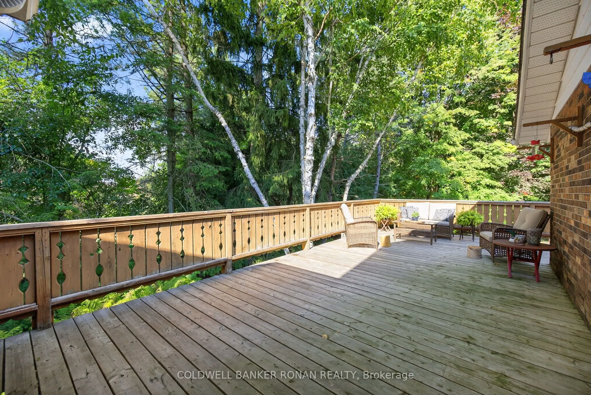 116 Armstrong Crescent