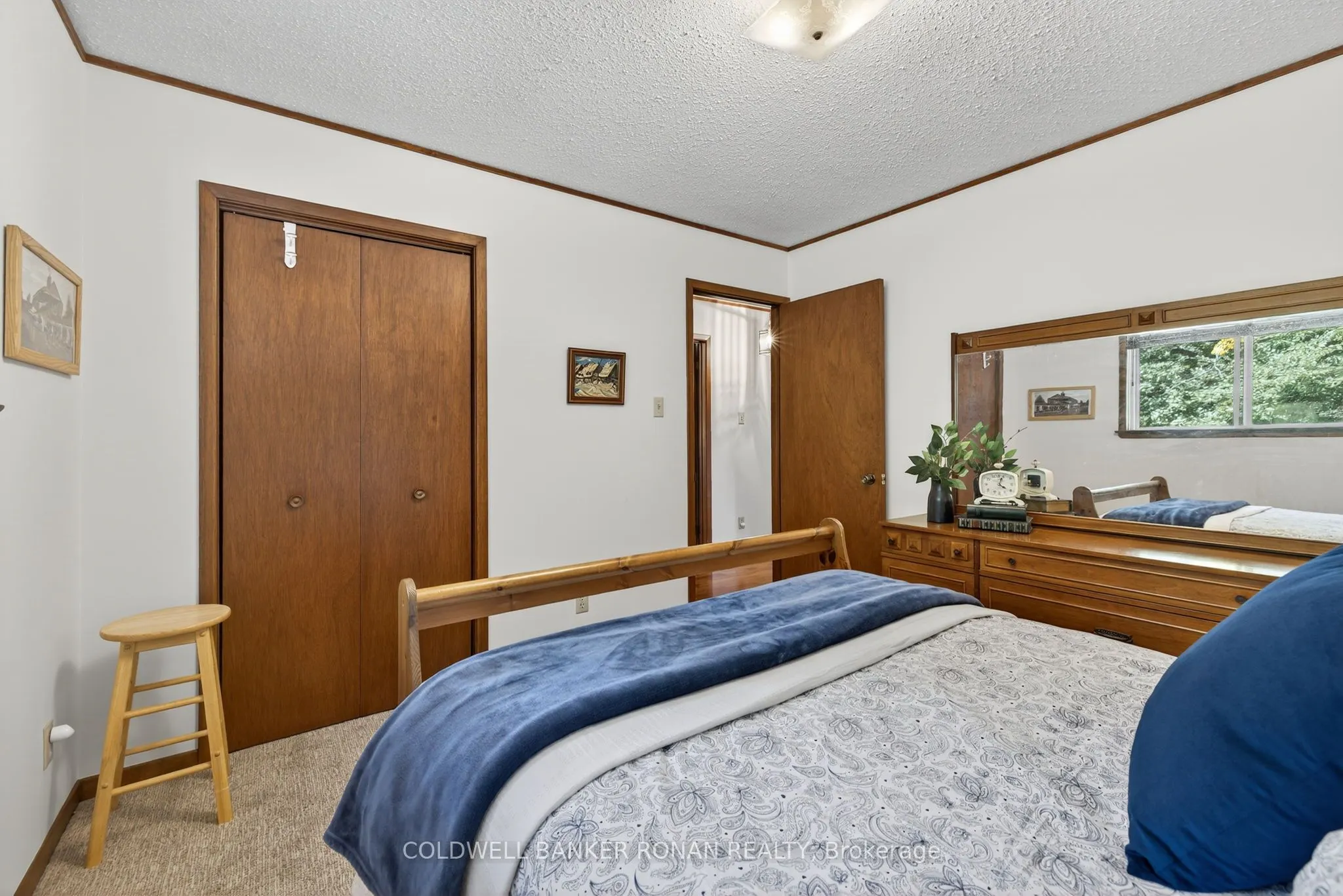 116 Armstrong Crescent