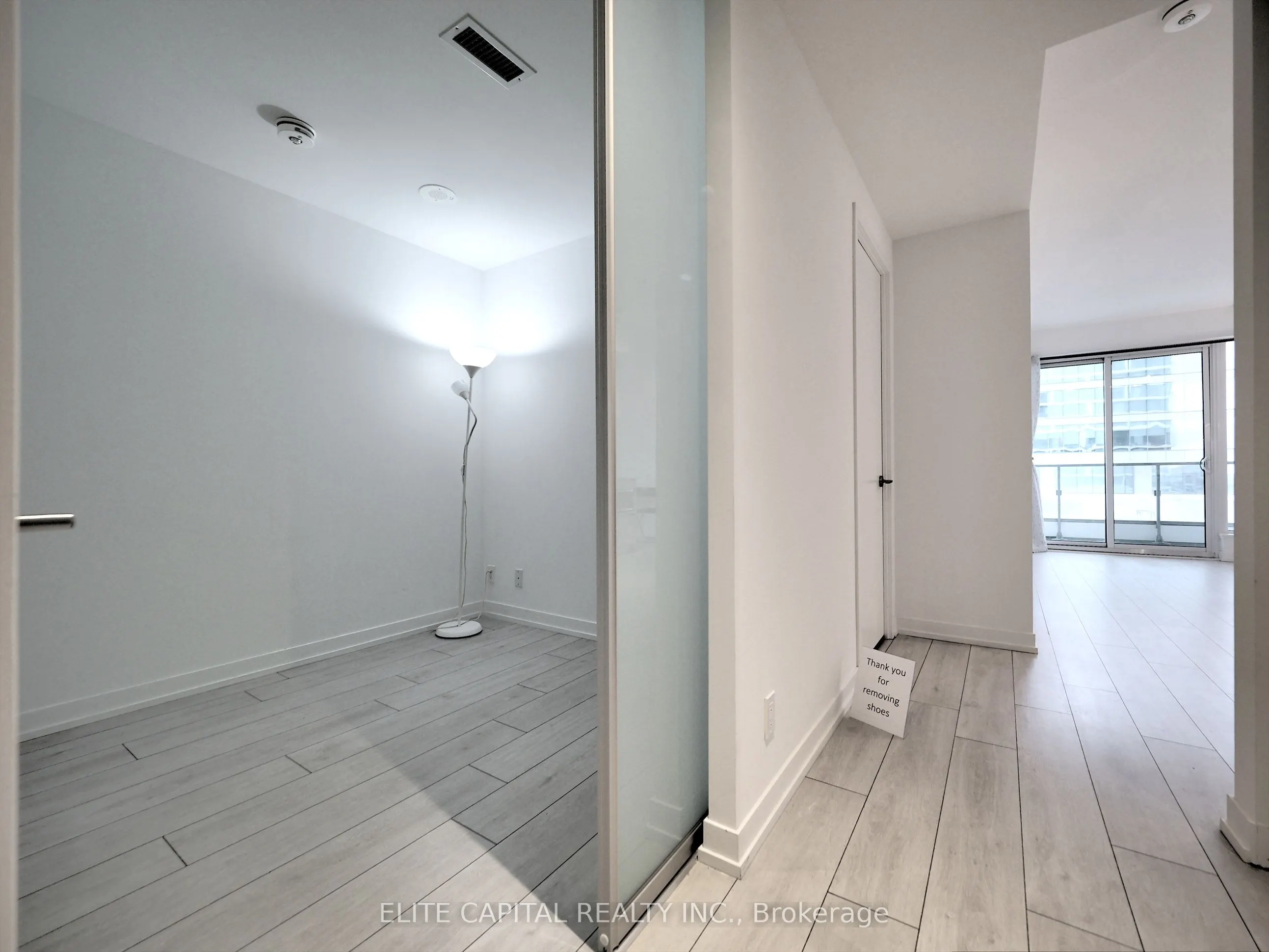 5 Buttermill Avenue, #702