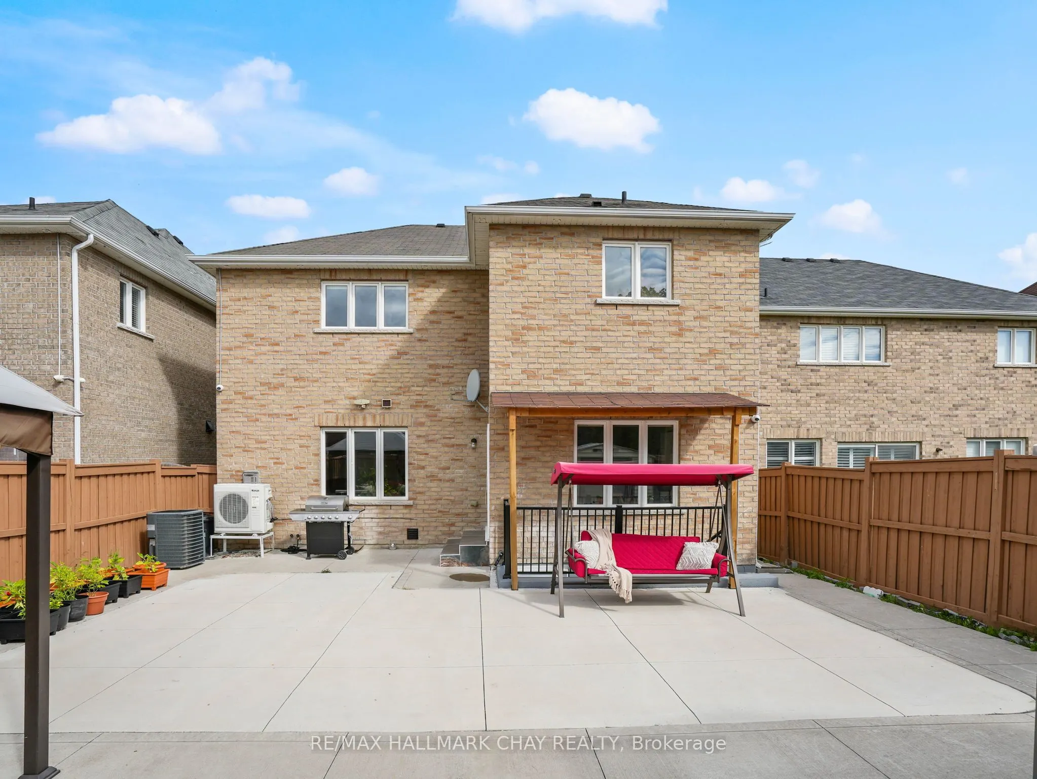161 Shephard Avenue