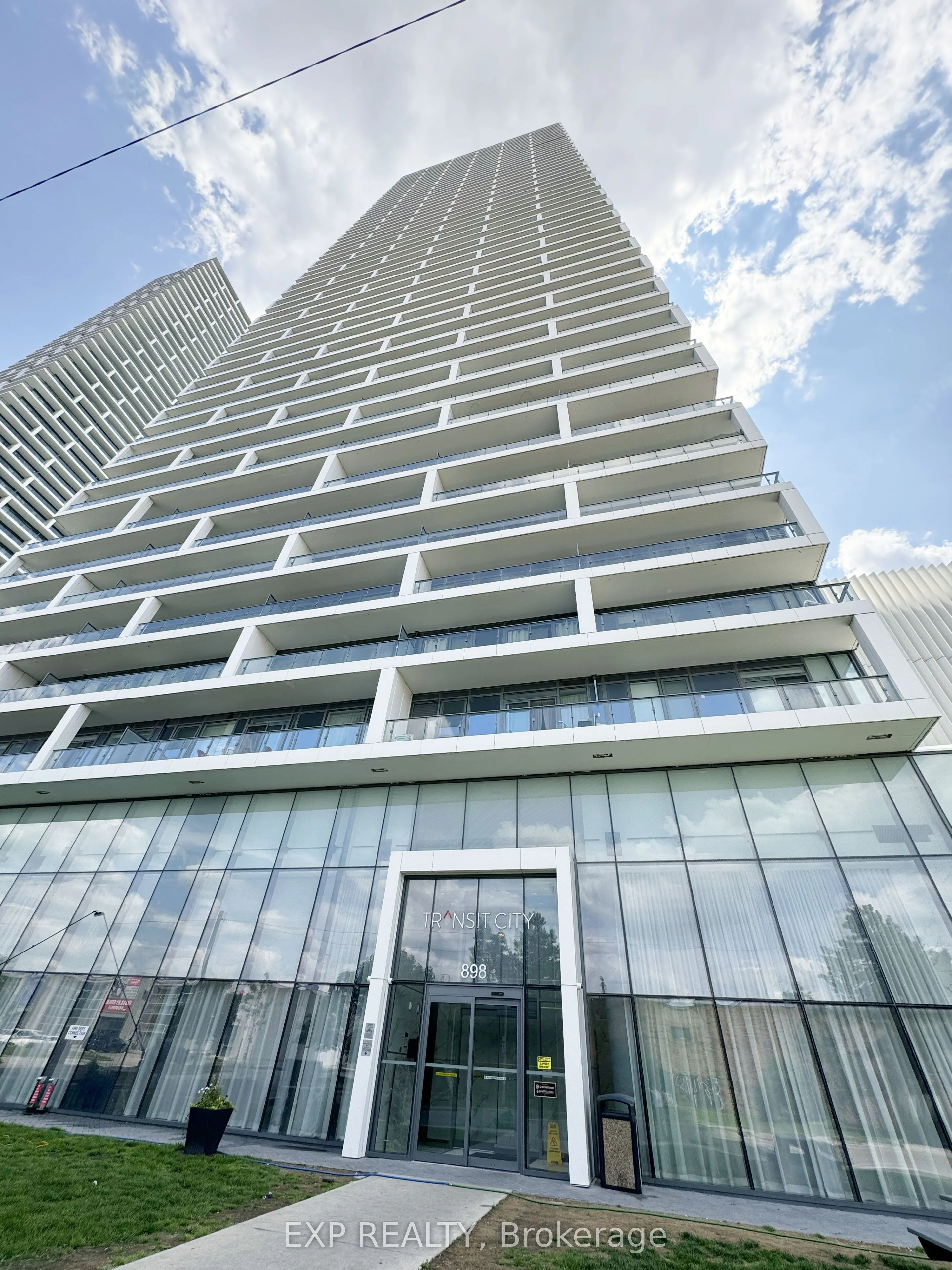 898 Portage Parkway, #1005