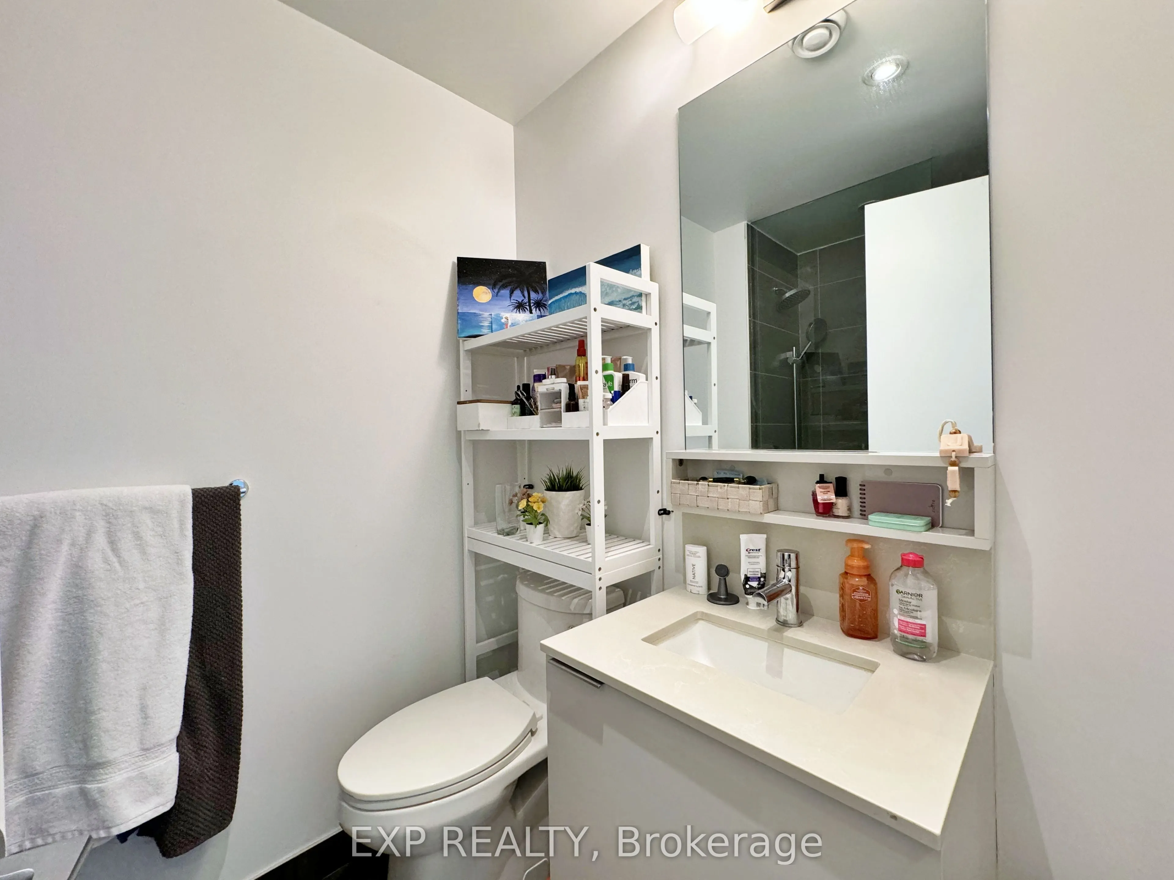 898 Portage Parkway, #1005