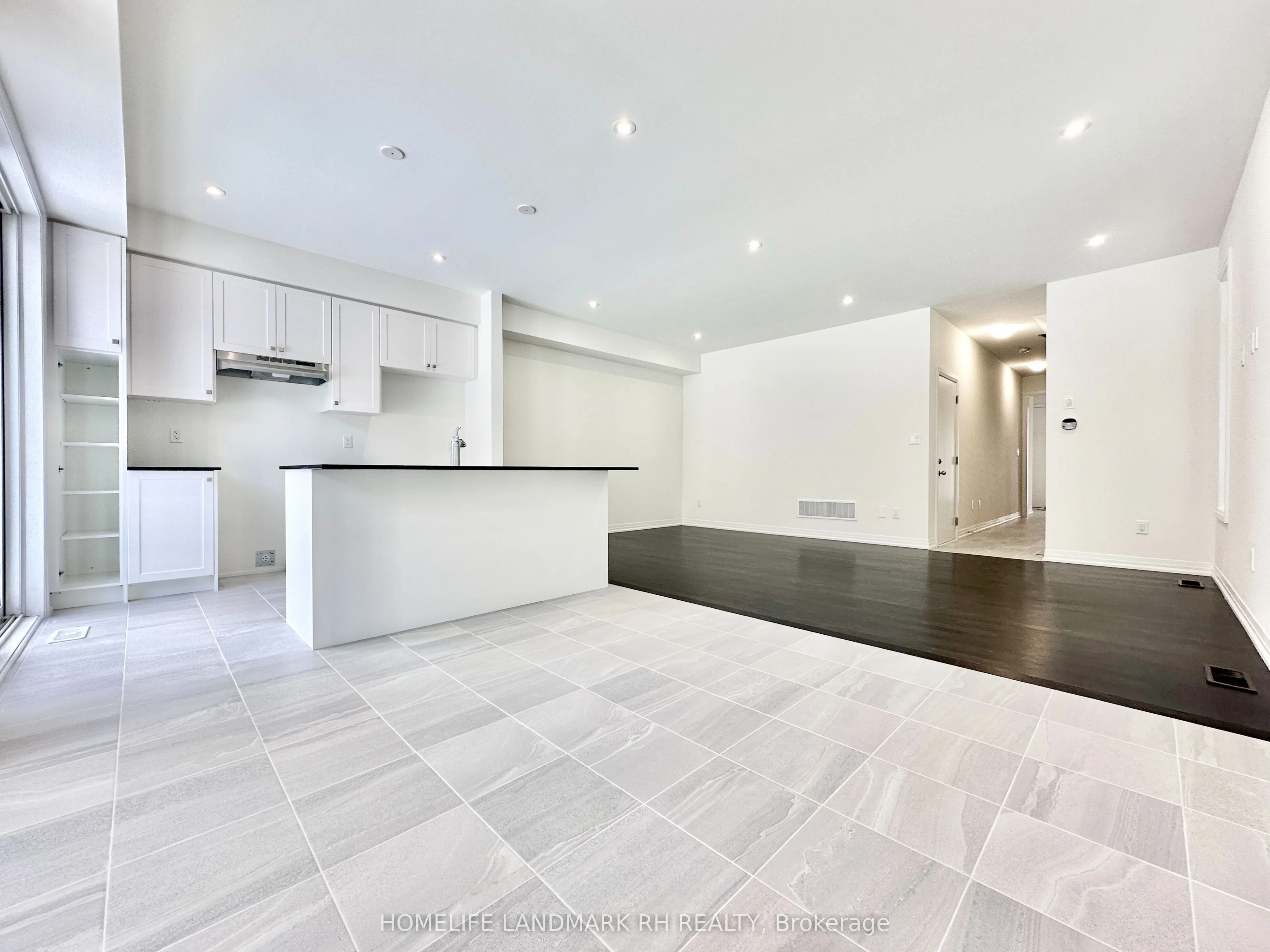 16 Boiton Street
