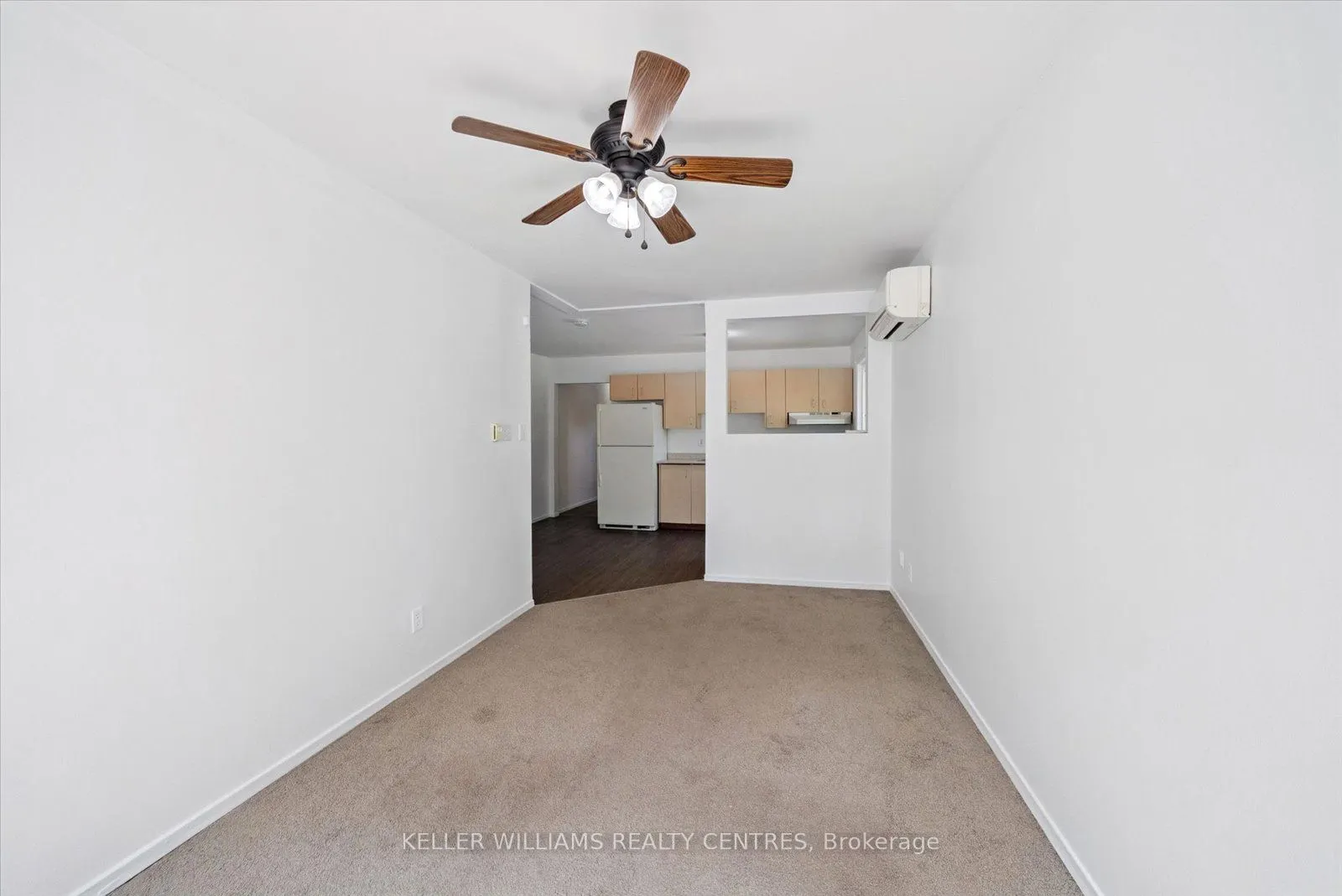 948 Lake Drive E