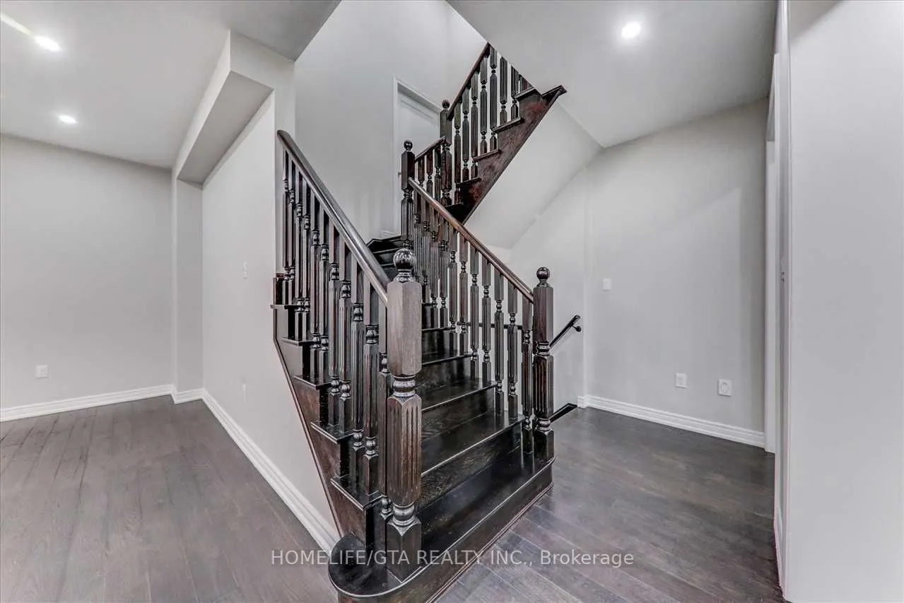 112 Elderslie Crescent