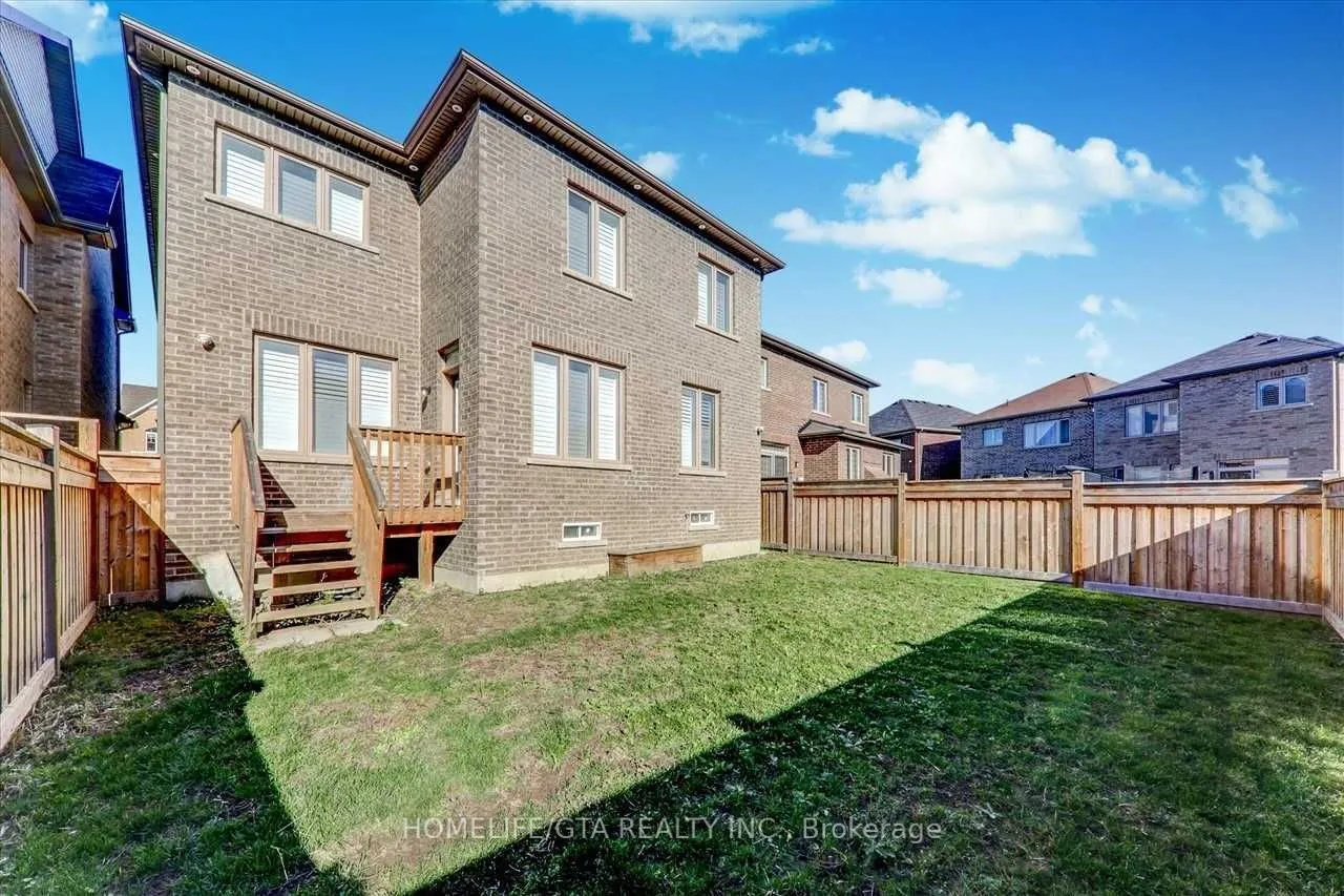 112 Elderslie Crescent
