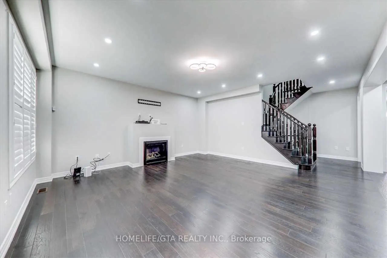 112 Elderslie Crescent