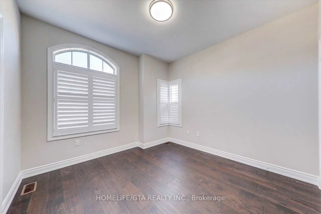 112 Elderslie Crescent