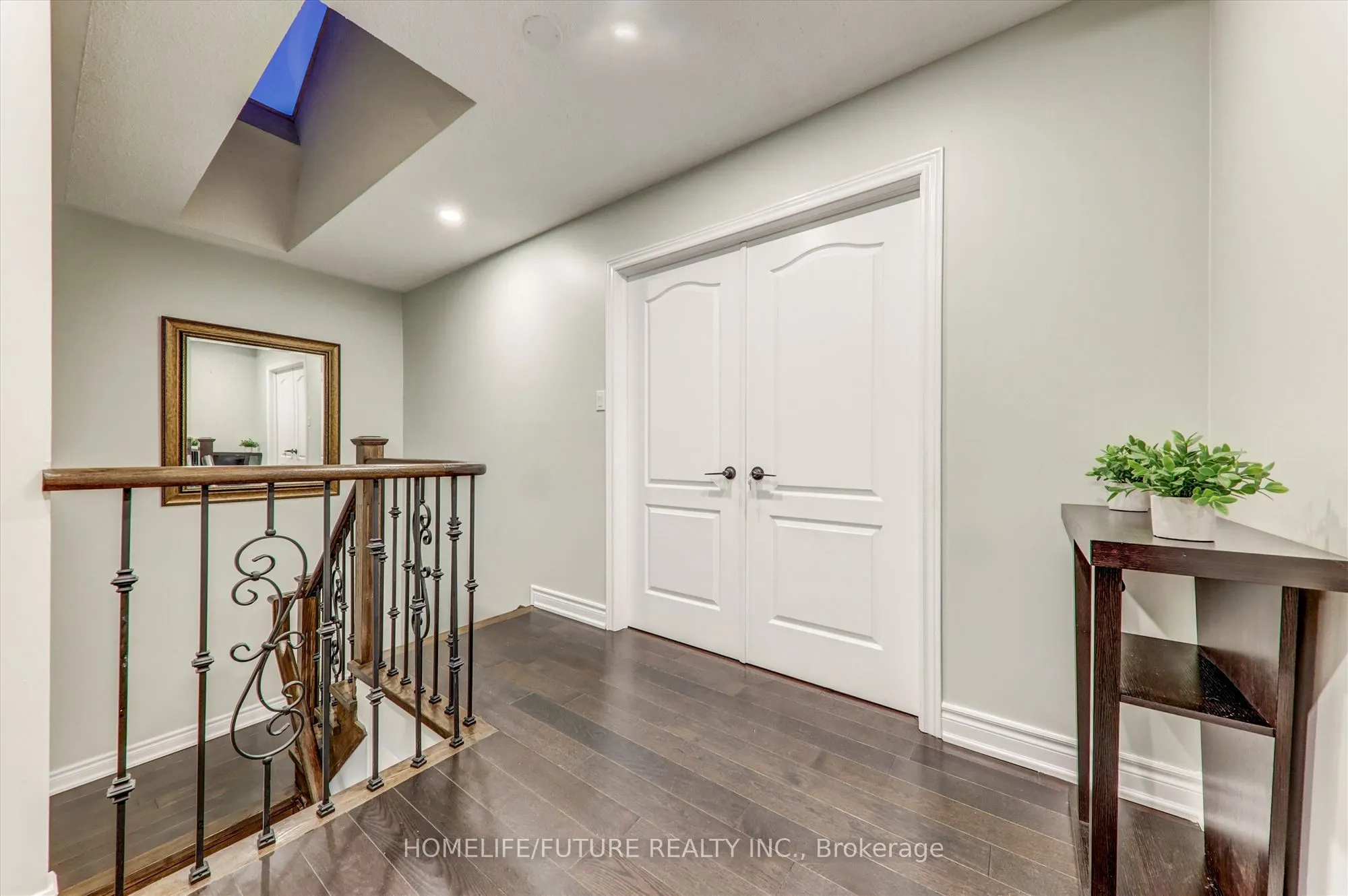 109 Laurelhurst Crescent
