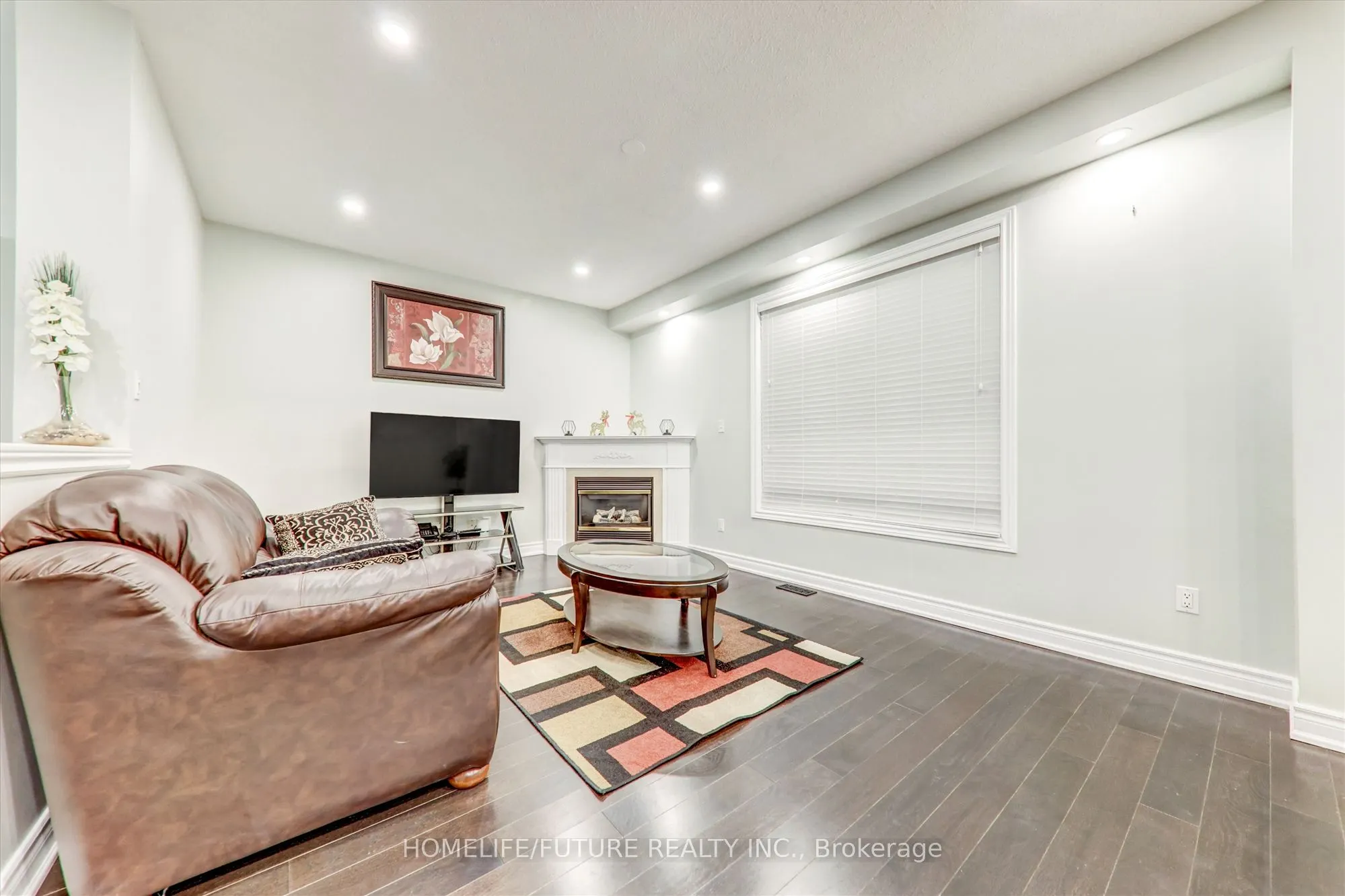 109 Laurelhurst Crescent