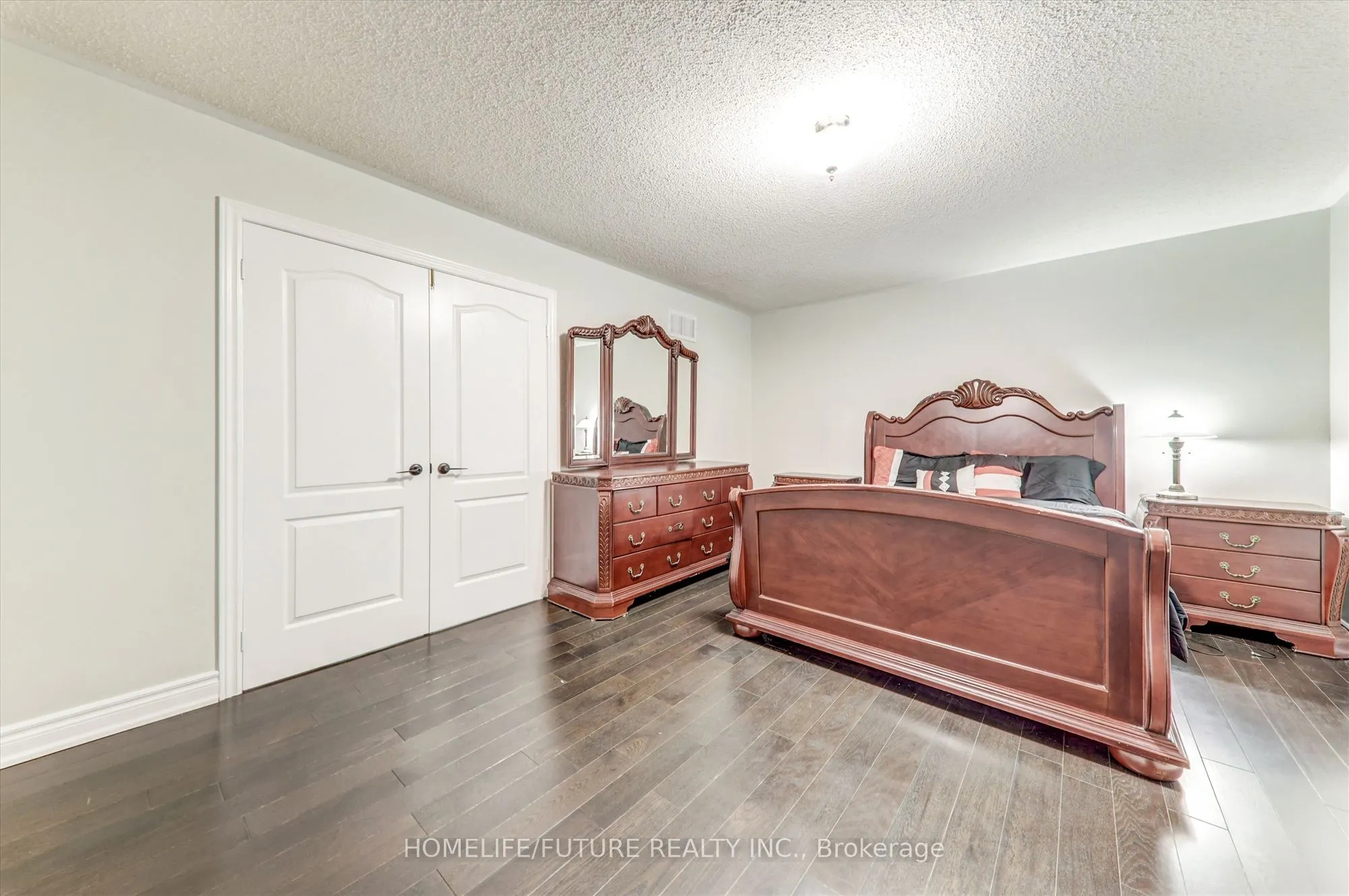 109 Laurelhurst Crescent