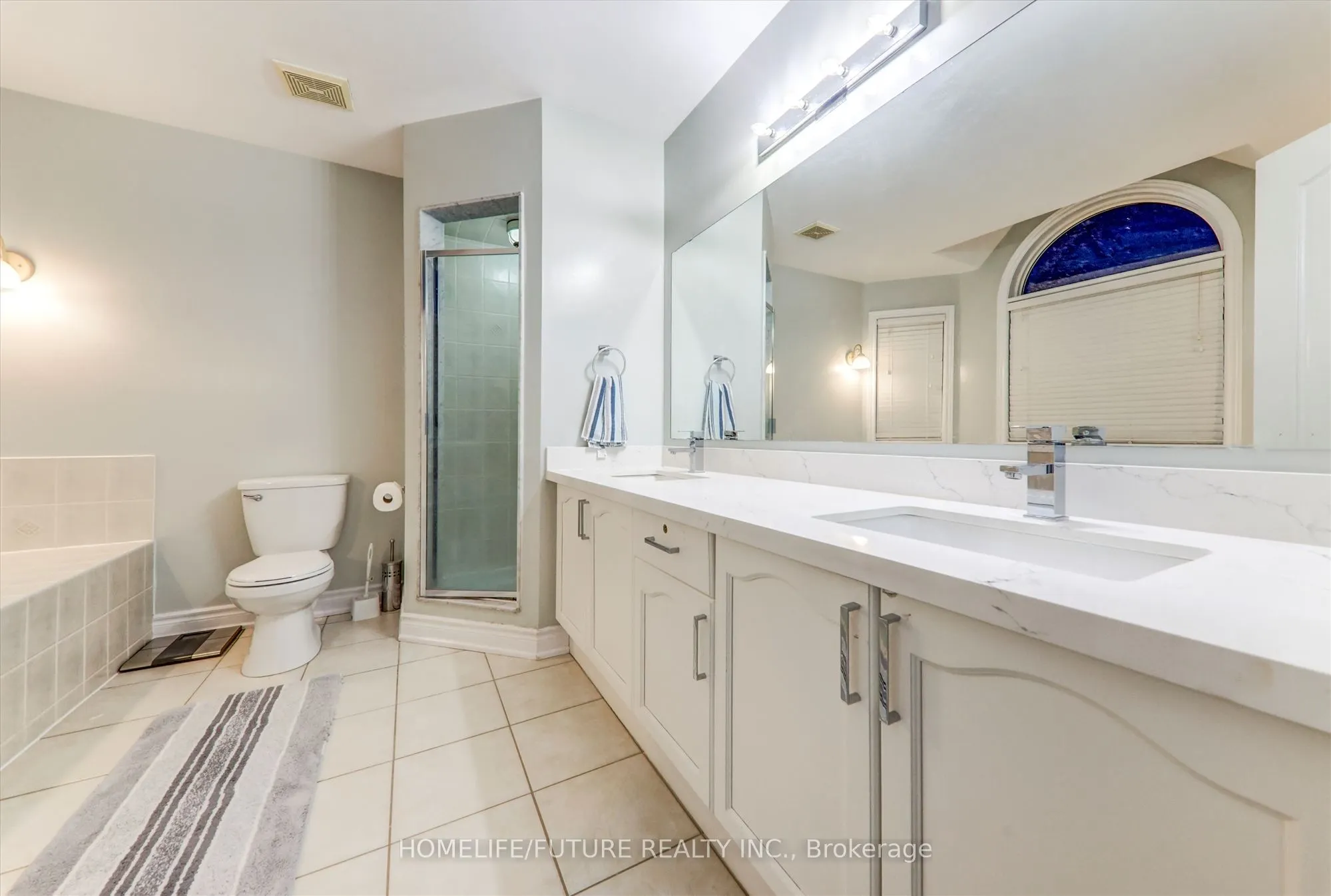 109 Laurelhurst Crescent