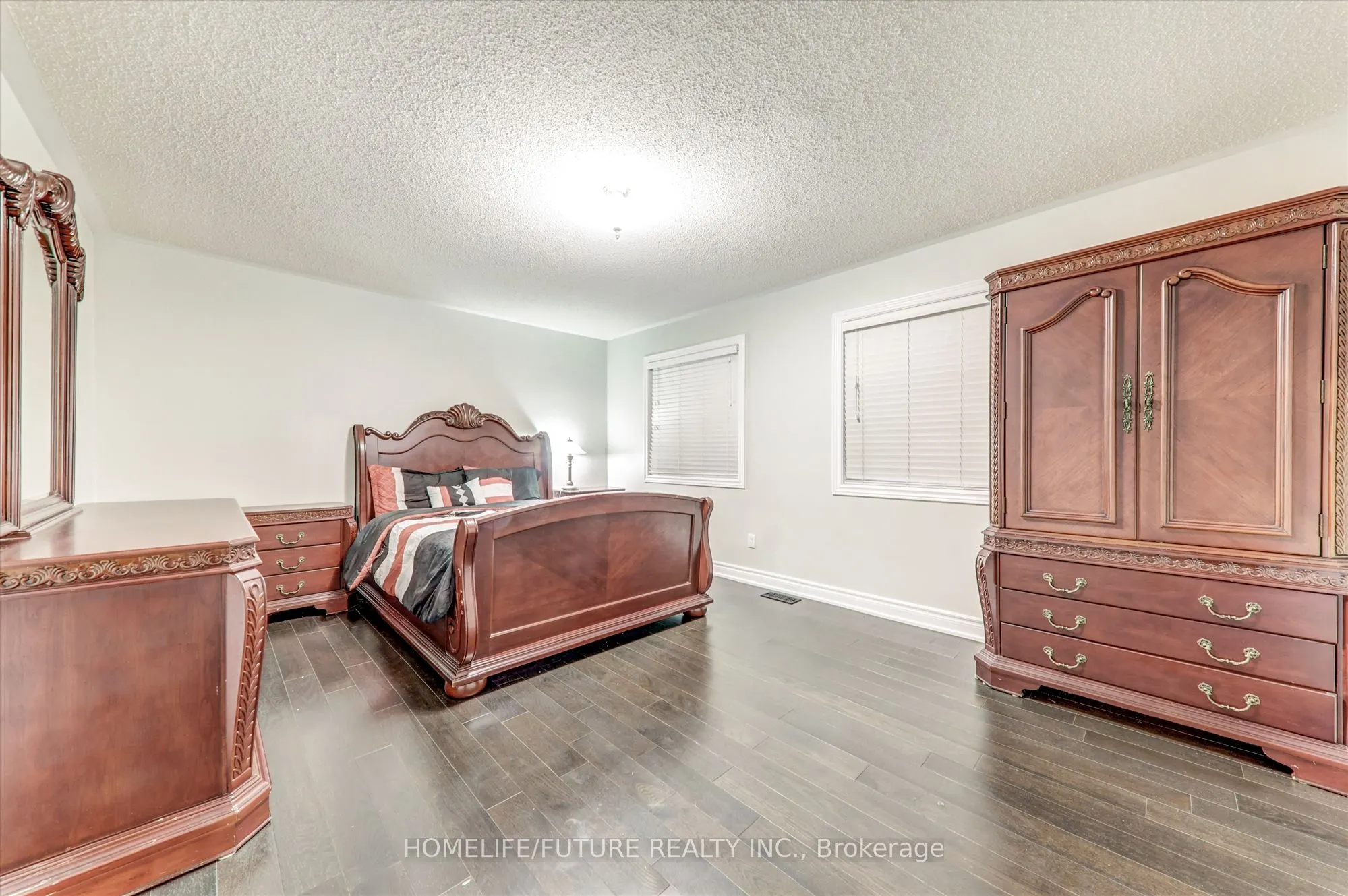 109 Laurelhurst Crescent