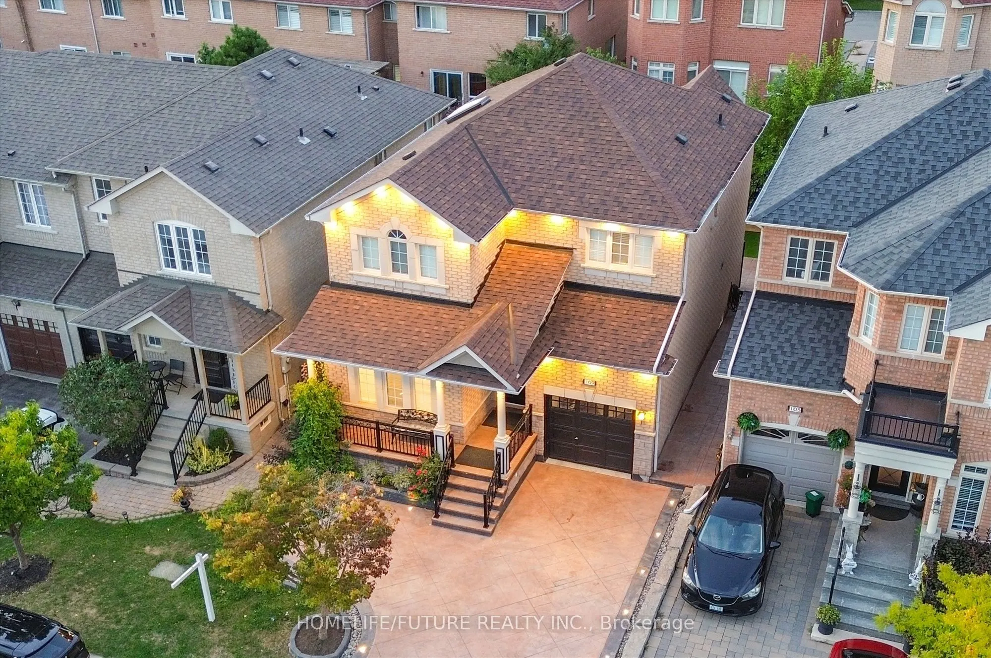 109 Laurelhurst Crescent