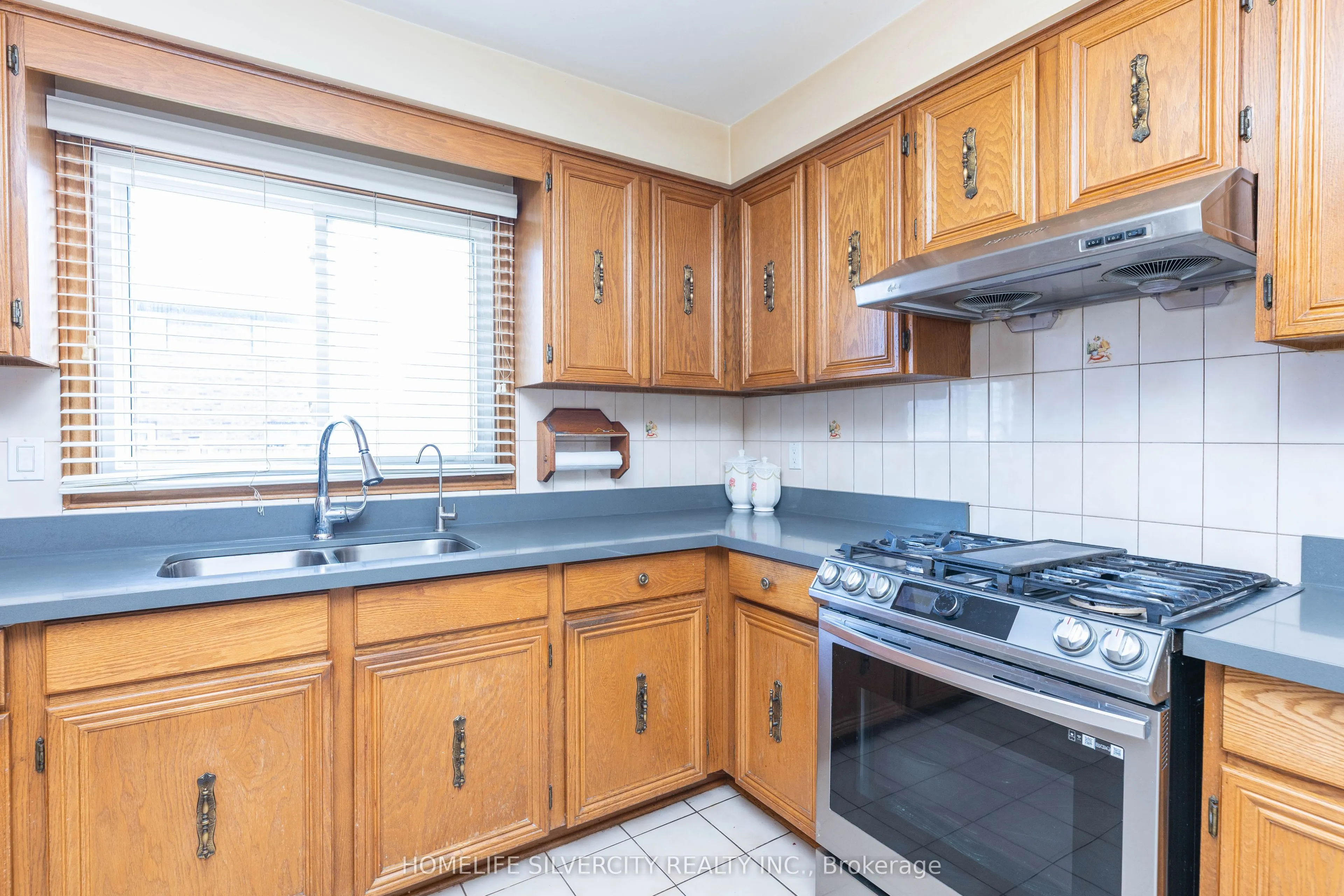 144 Jackman Crescent