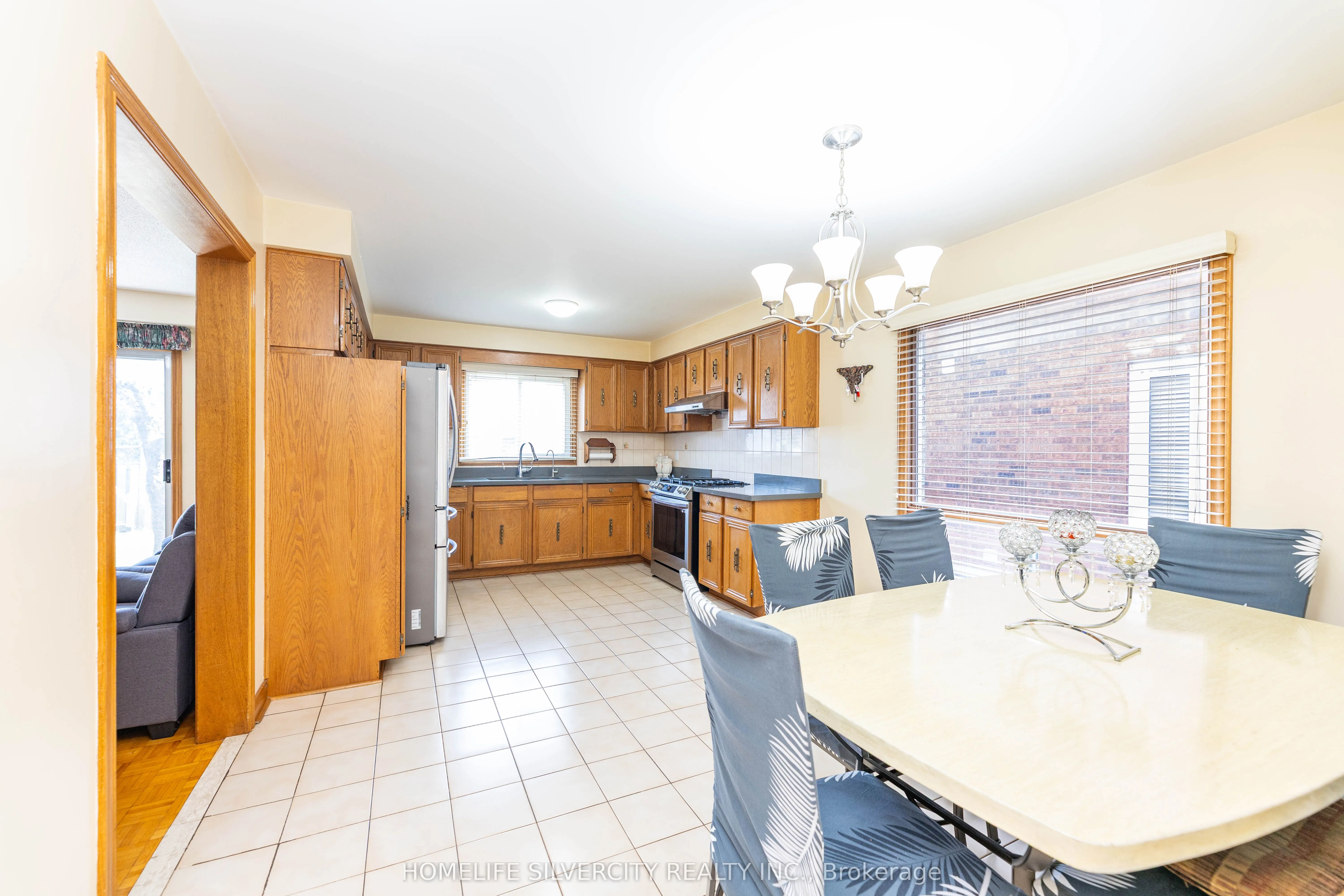 144 Jackman Crescent