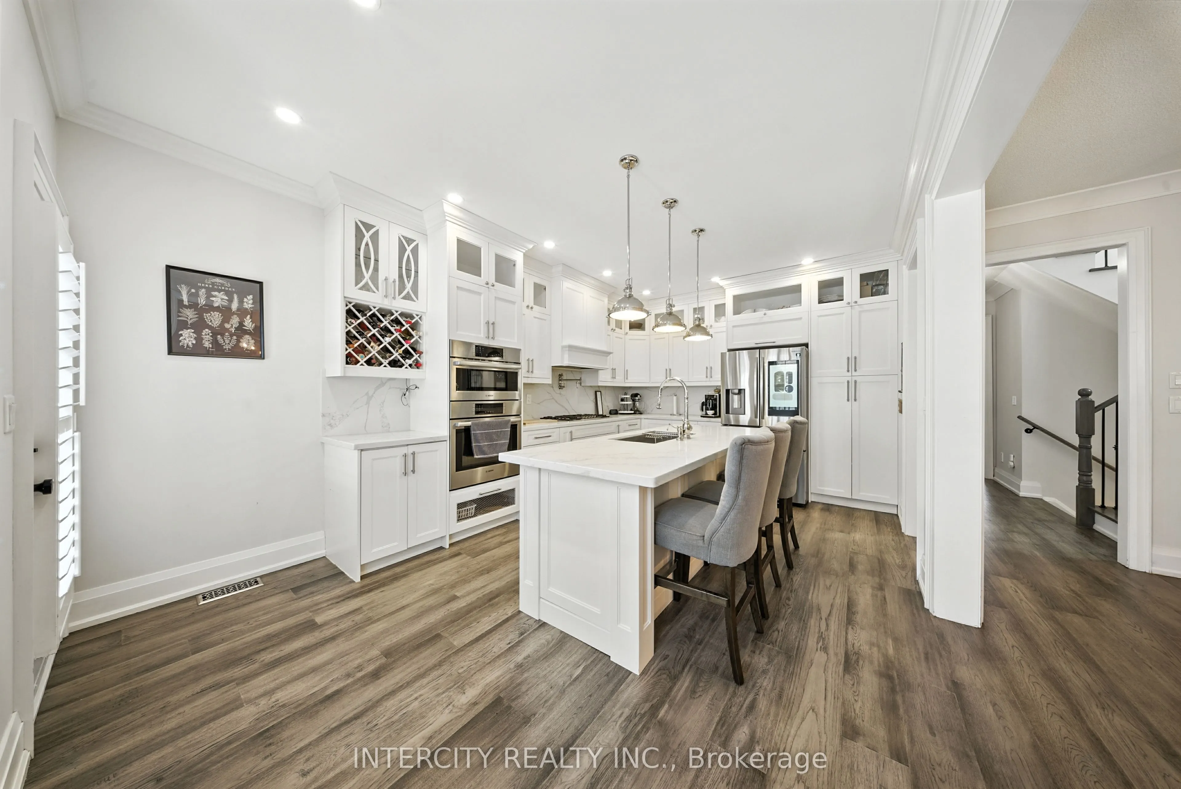 74 Terme Avenue
