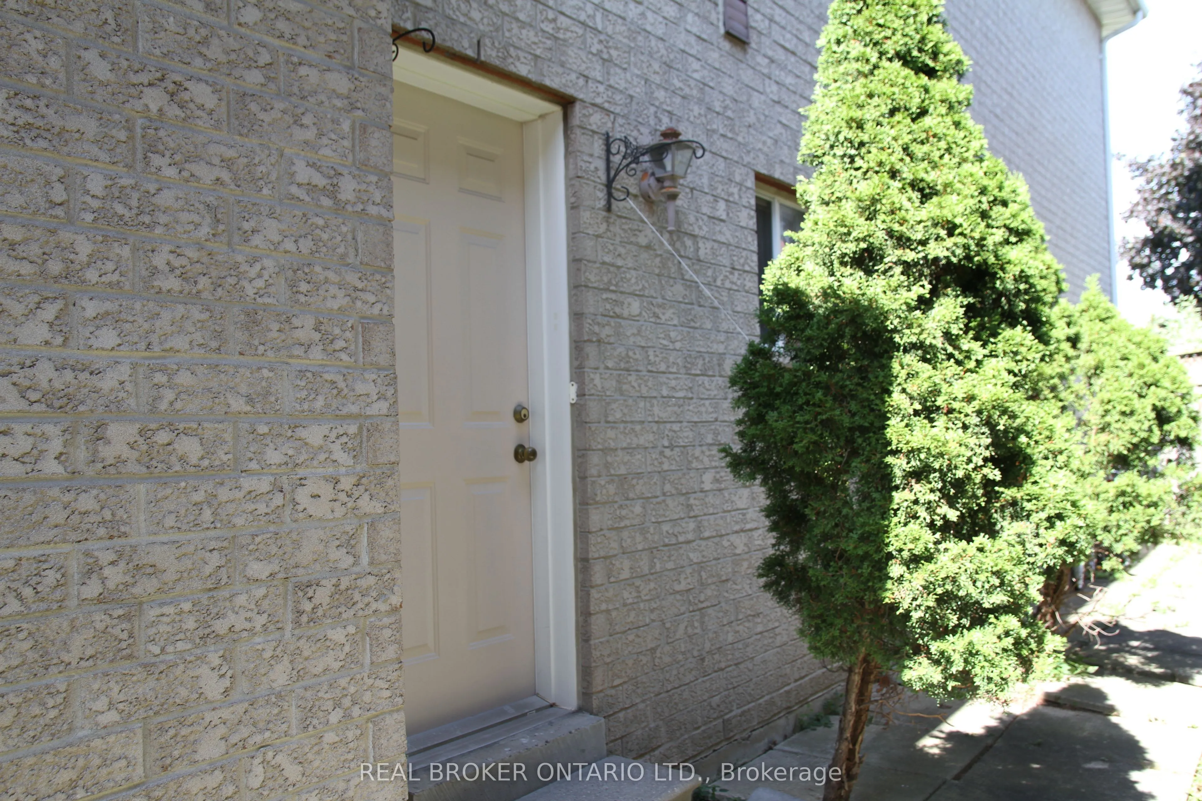 147 Jordanray Boulevard