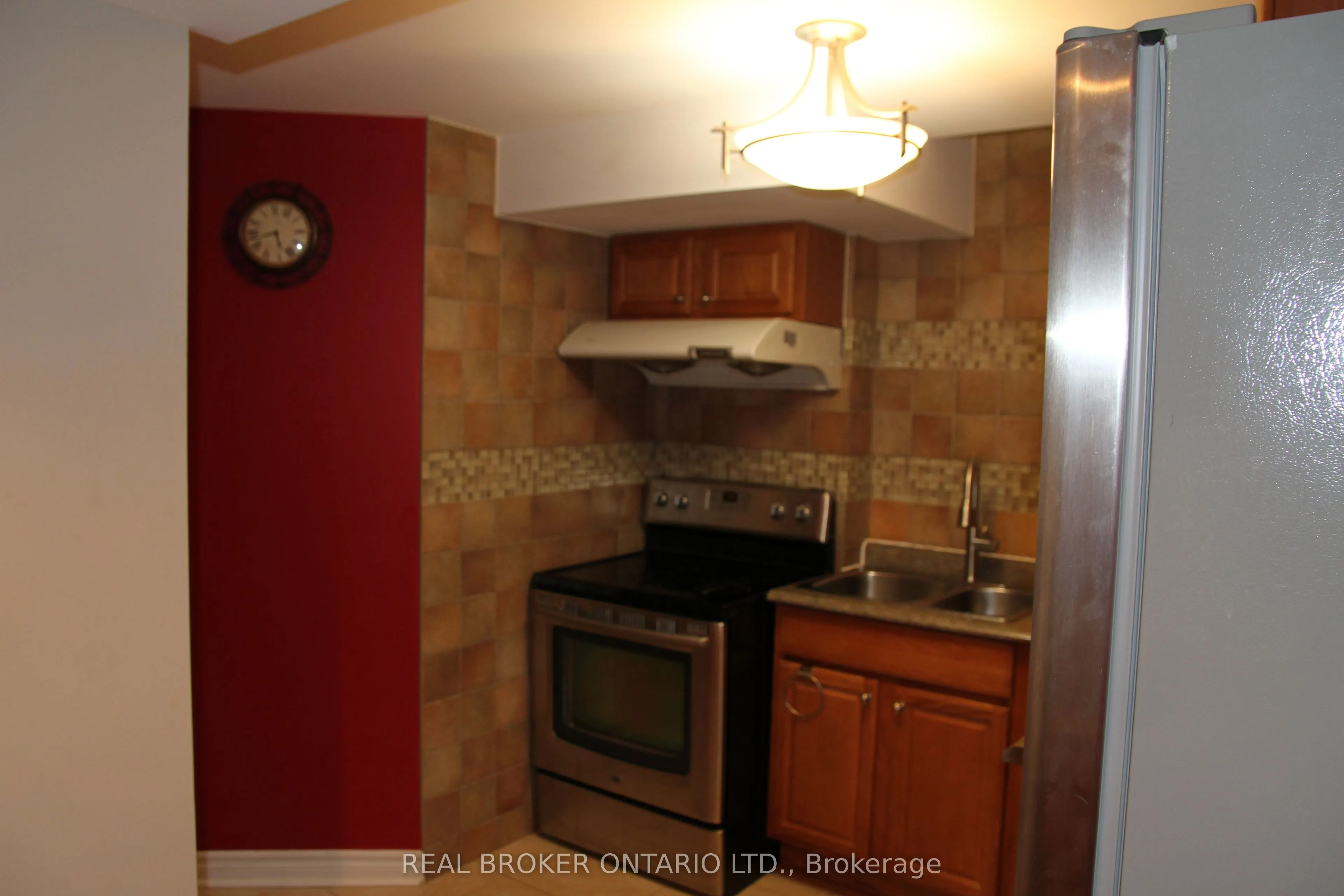 147 Jordanray Boulevard
